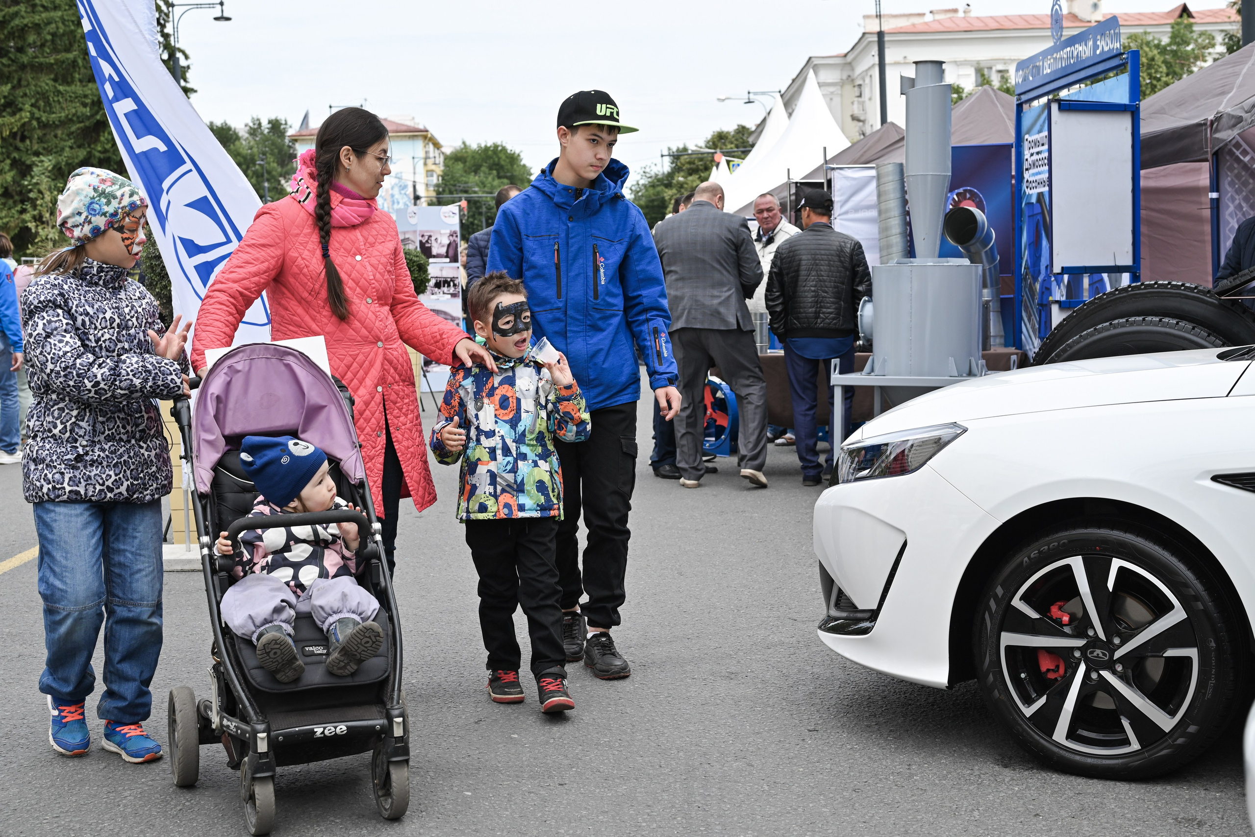 ЛУИДОР выставка. Свадебный и семейный фотограф в Уфе Александров Максим