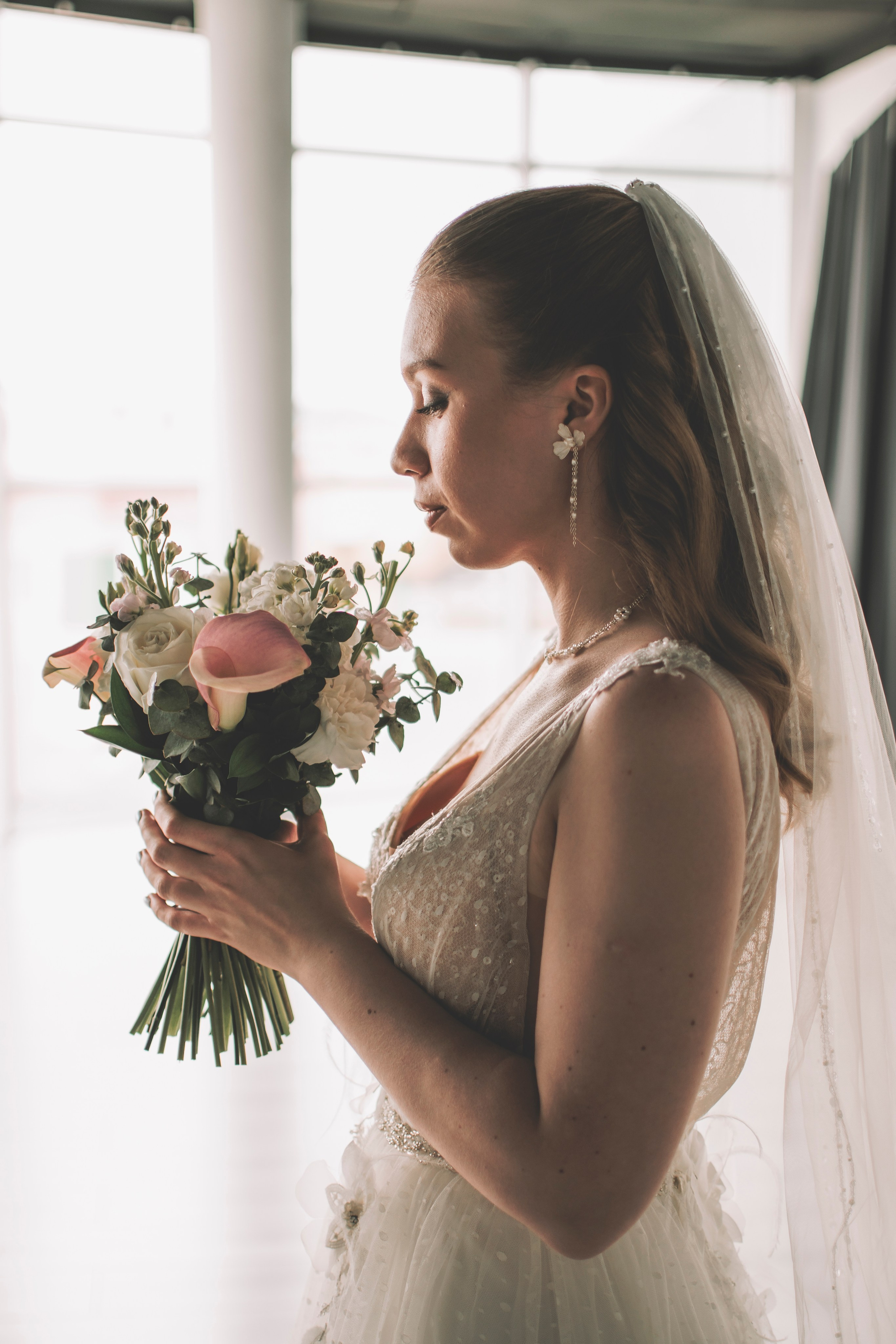 Альберт и Анастасия (Студийная фотосессия, роспись в ДК Нефтяник + фотосессия с гостями). Семейный и свадебный фотограф Губкинский и Ставрополь