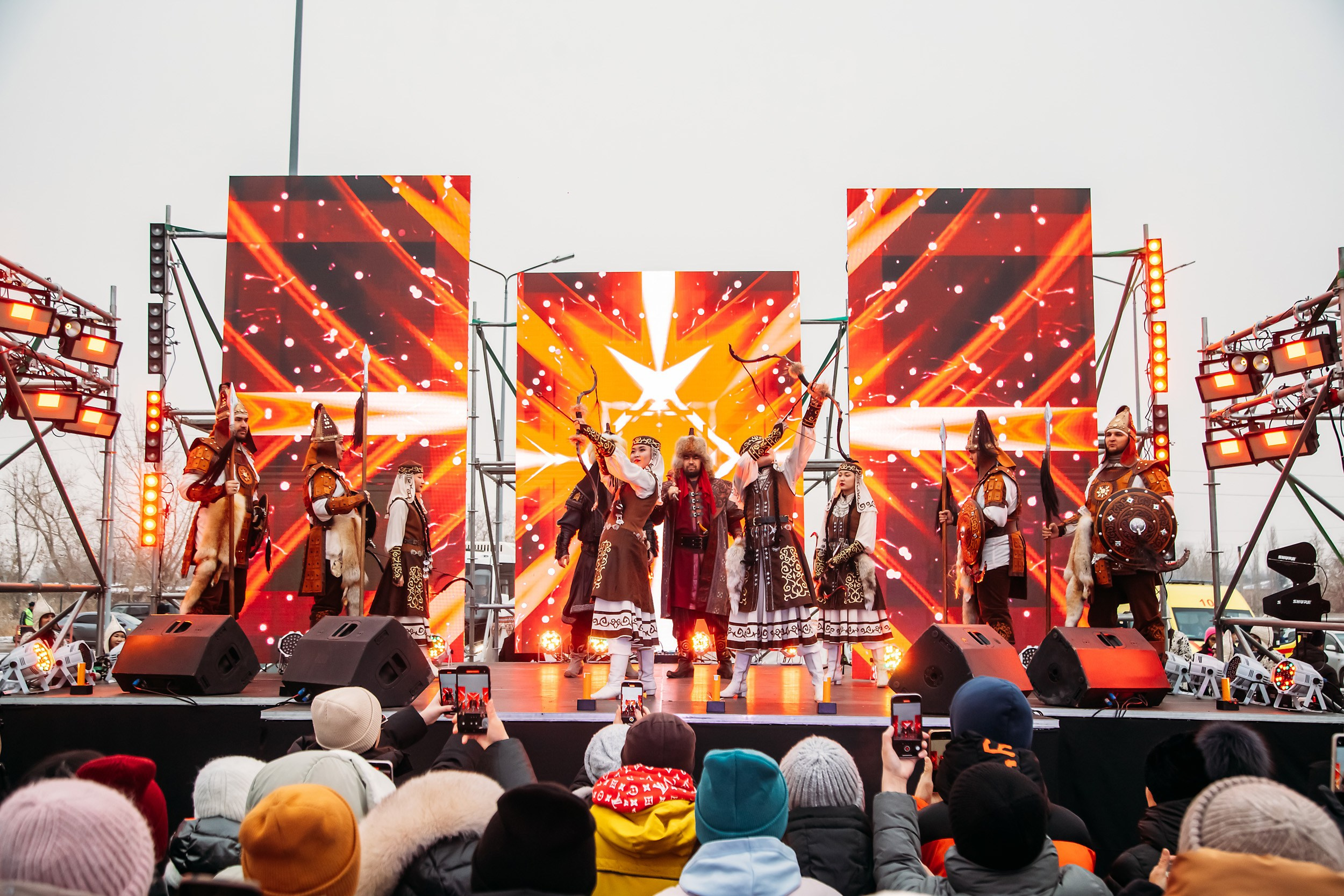 10 лет BatyrMall. Кипятком Павлодар