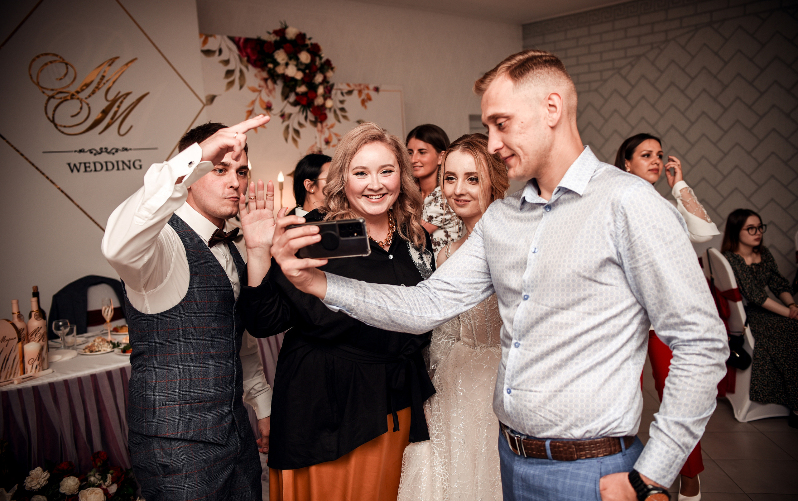 Нежная и романтичная пара Максим и Мария. Свадебный, семейный, детский, контент фотограф в Омске Максим Ильин