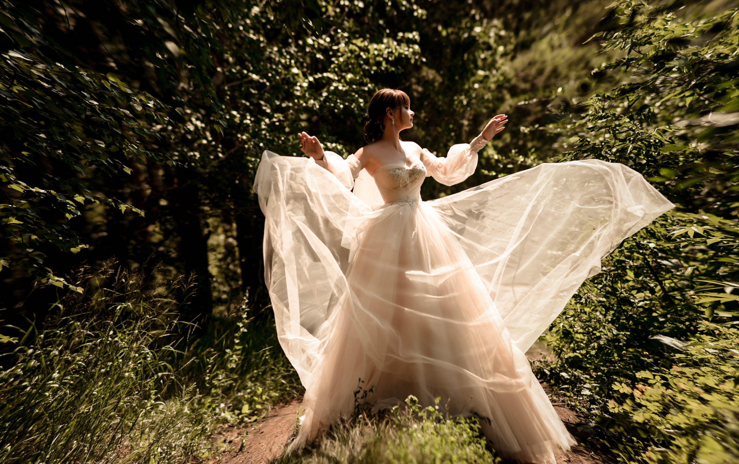 Летняя свадьба в + 35С Юра+Ксюша. Свадебный, семейный, детский, контент фотограф в Омске Максим Ильин