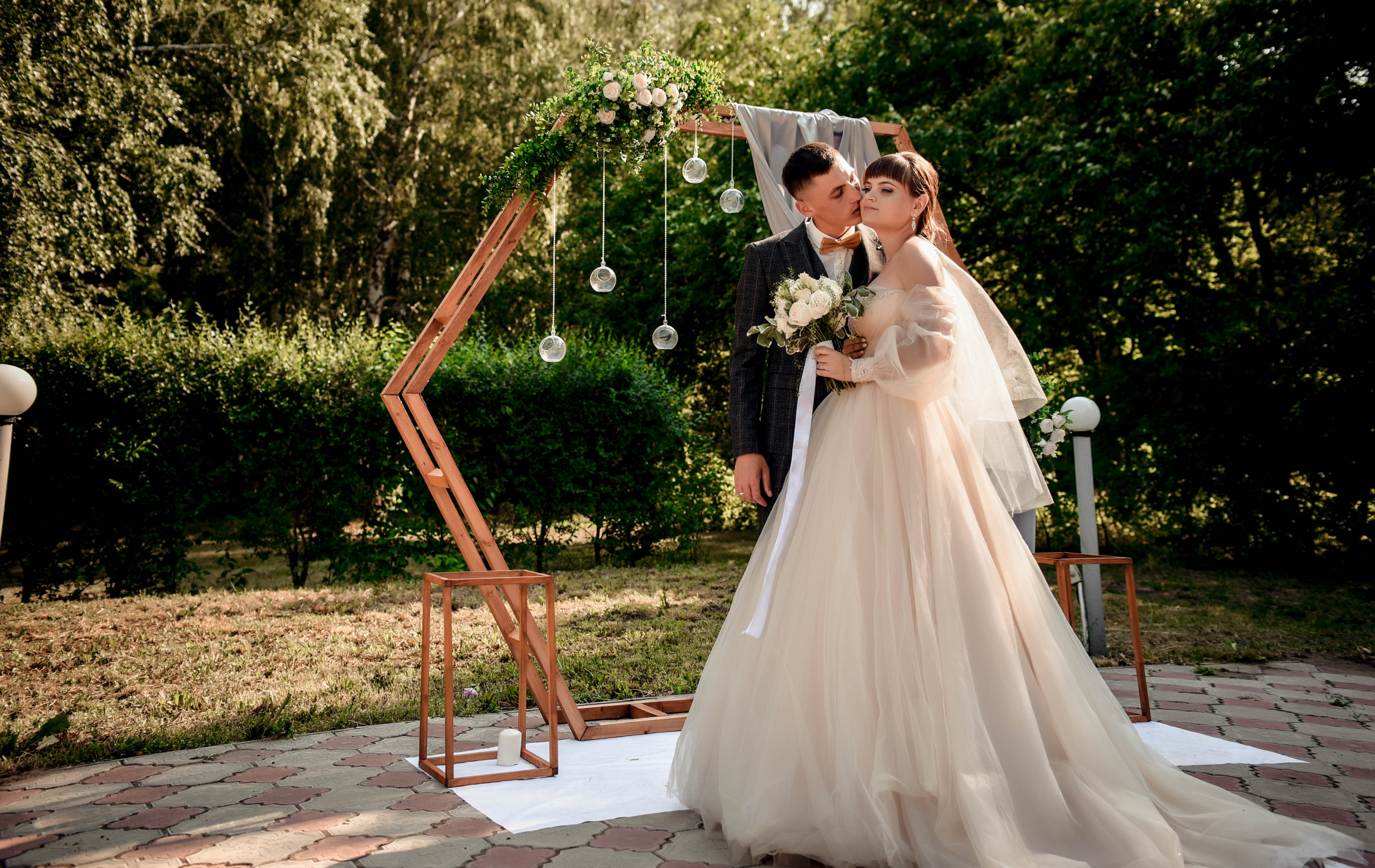 Летняя свадьба в + 35С Юра+Ксюша. Свадебный, семейный, детский, контент фотограф в Омске Максим Ильин