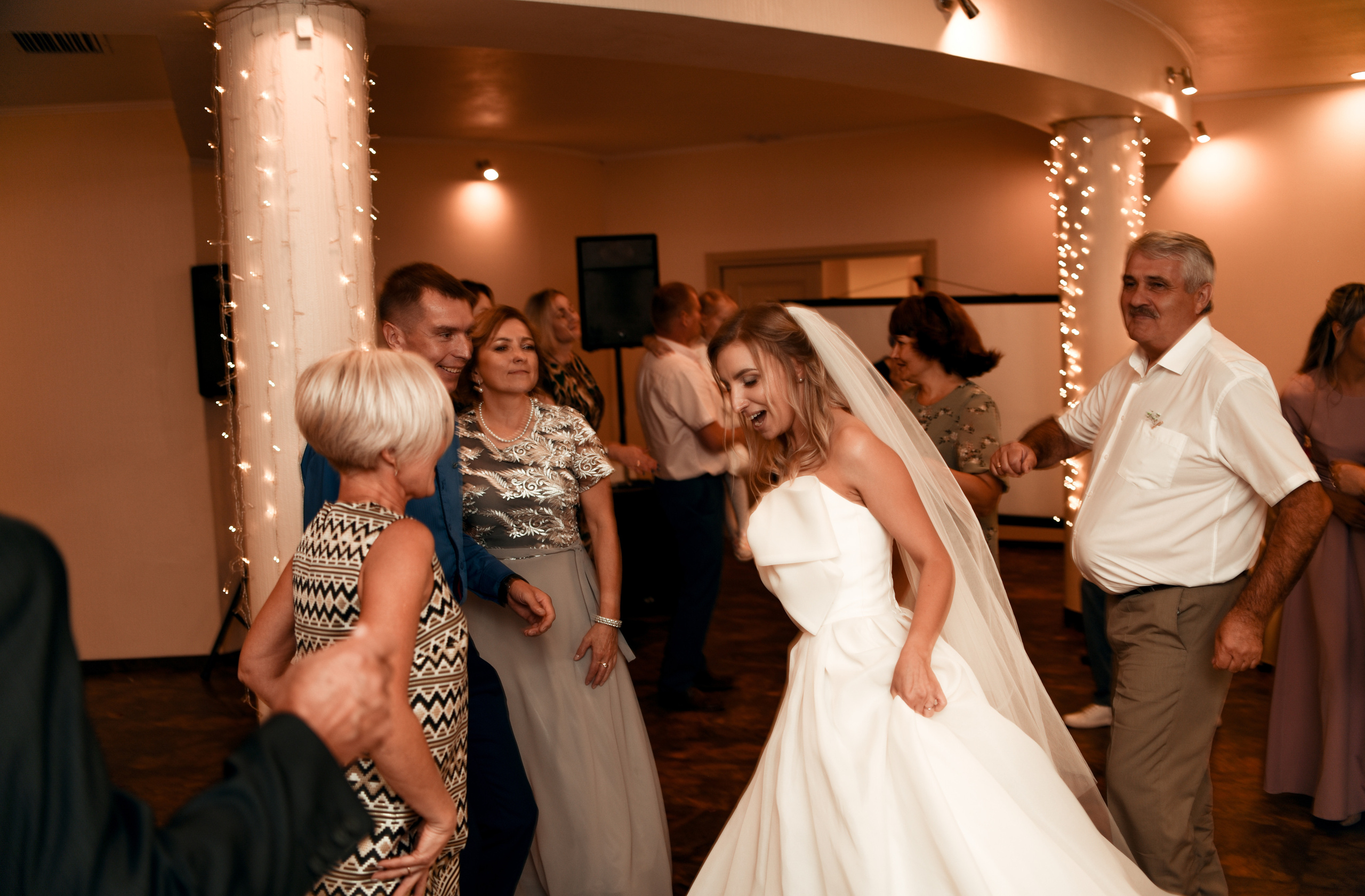 Красивая свадьба Ильи и Ирины. Свадебный, семейный, детский, контент фотограф в Омске Максим Ильин