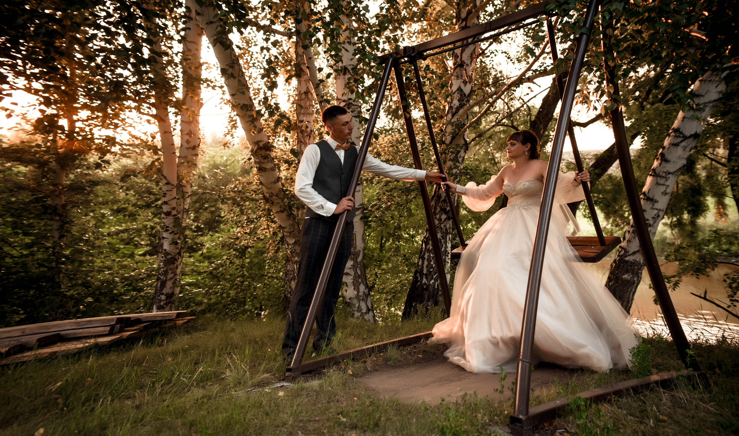 Летняя свадьба в + 35С Юра+Ксюша. Свадебный, семейный, детский, контент фотограф в Омске Максим Ильин