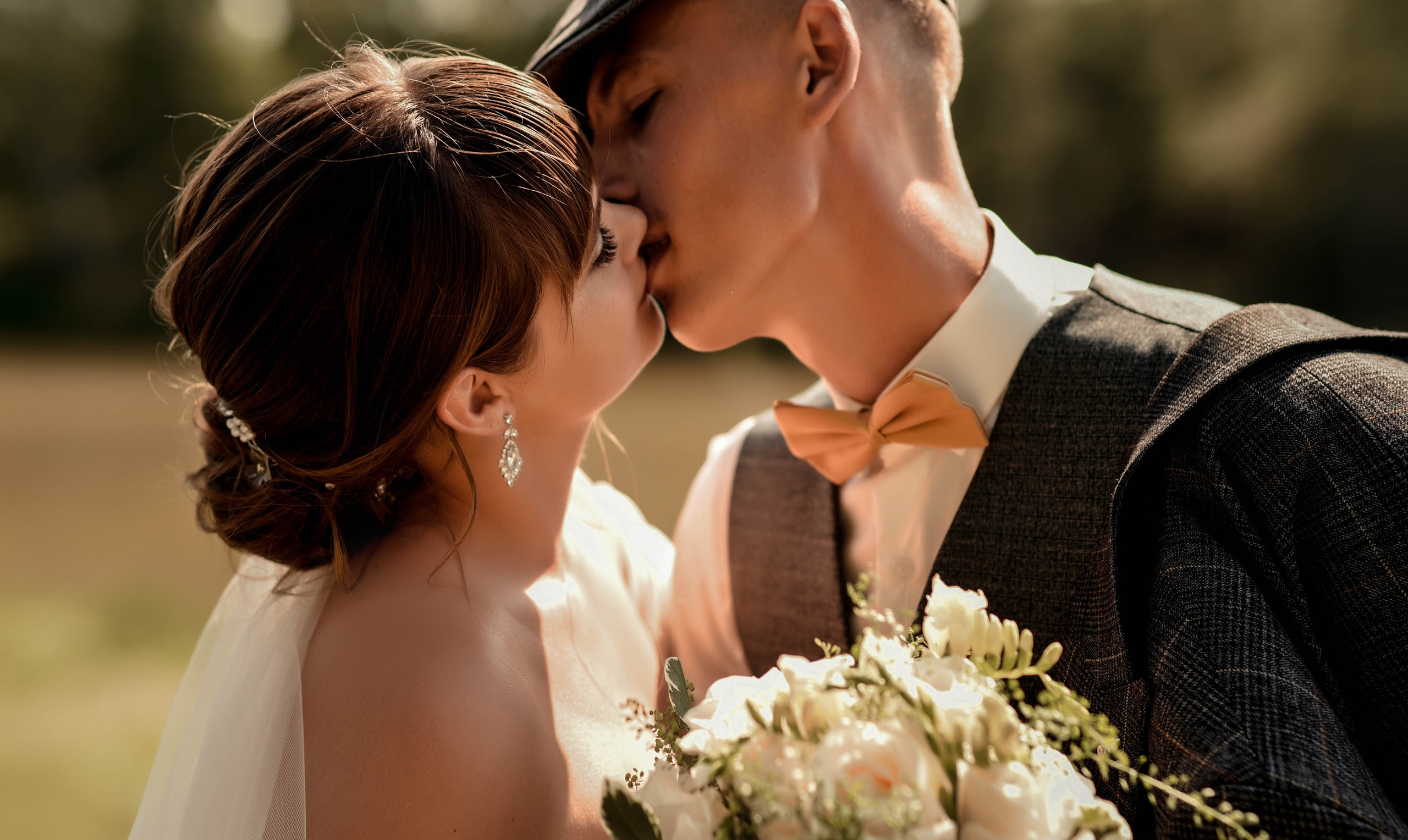 Летняя свадьба в + 35С Юра+Ксюша. Свадебный, семейный, детский, контент фотограф в Омске Максим Ильин