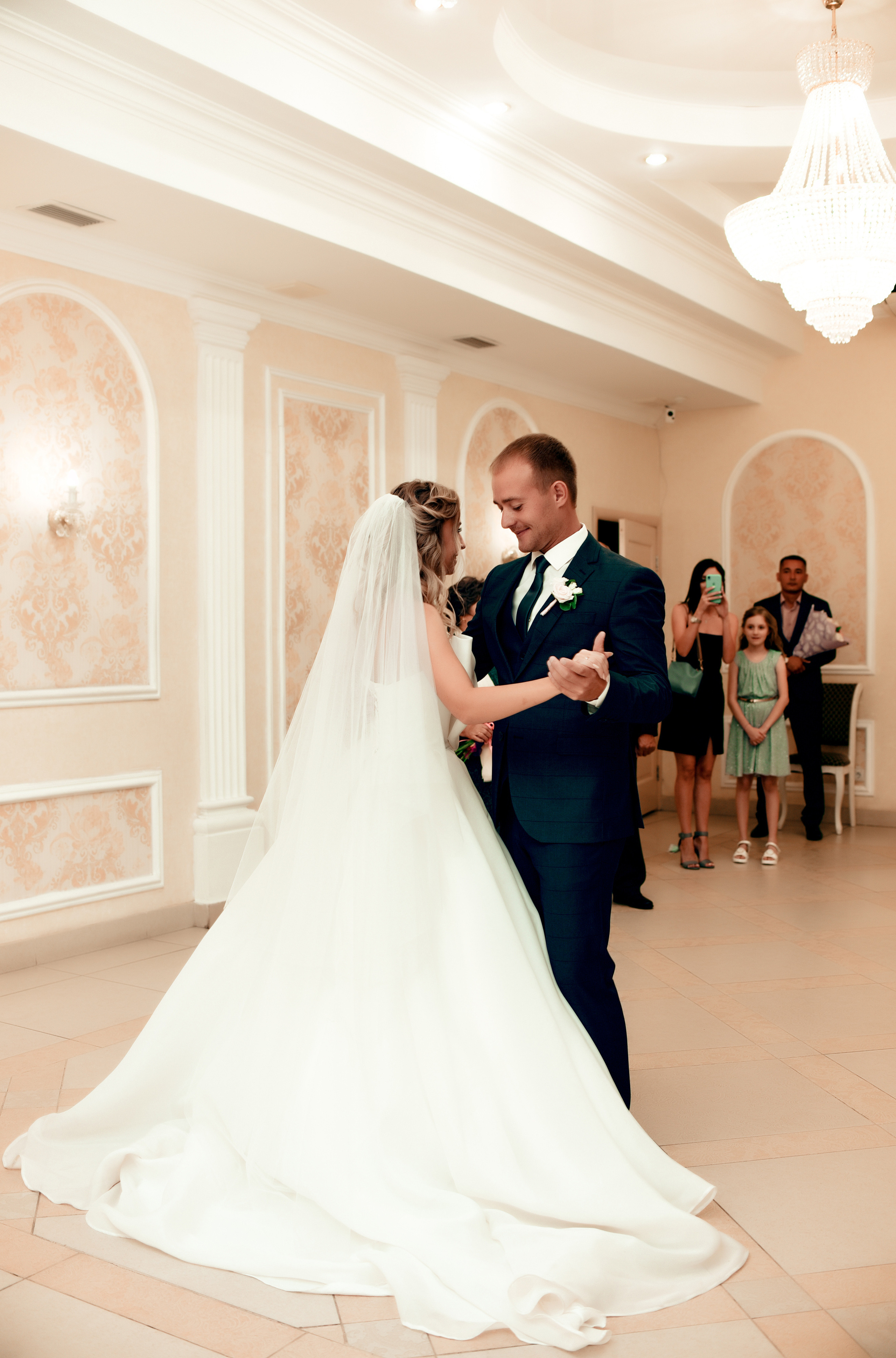 Красивая свадьба Ильи и Ирины. Свадебный, семейный, детский, контент фотограф в Омске Максим Ильин