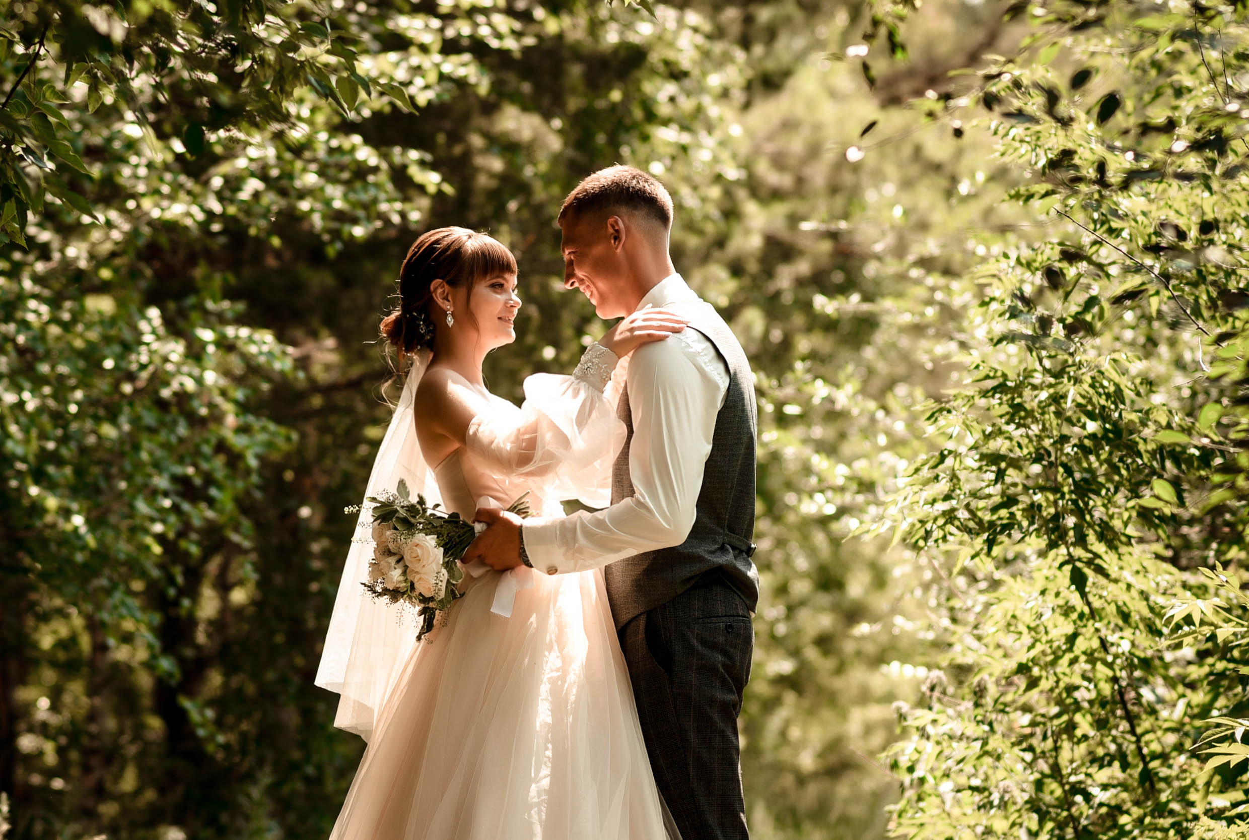 Летняя свадьба в + 35С Юра+Ксюша. Свадебный, семейный, детский, контент фотограф в Омске Максим Ильин