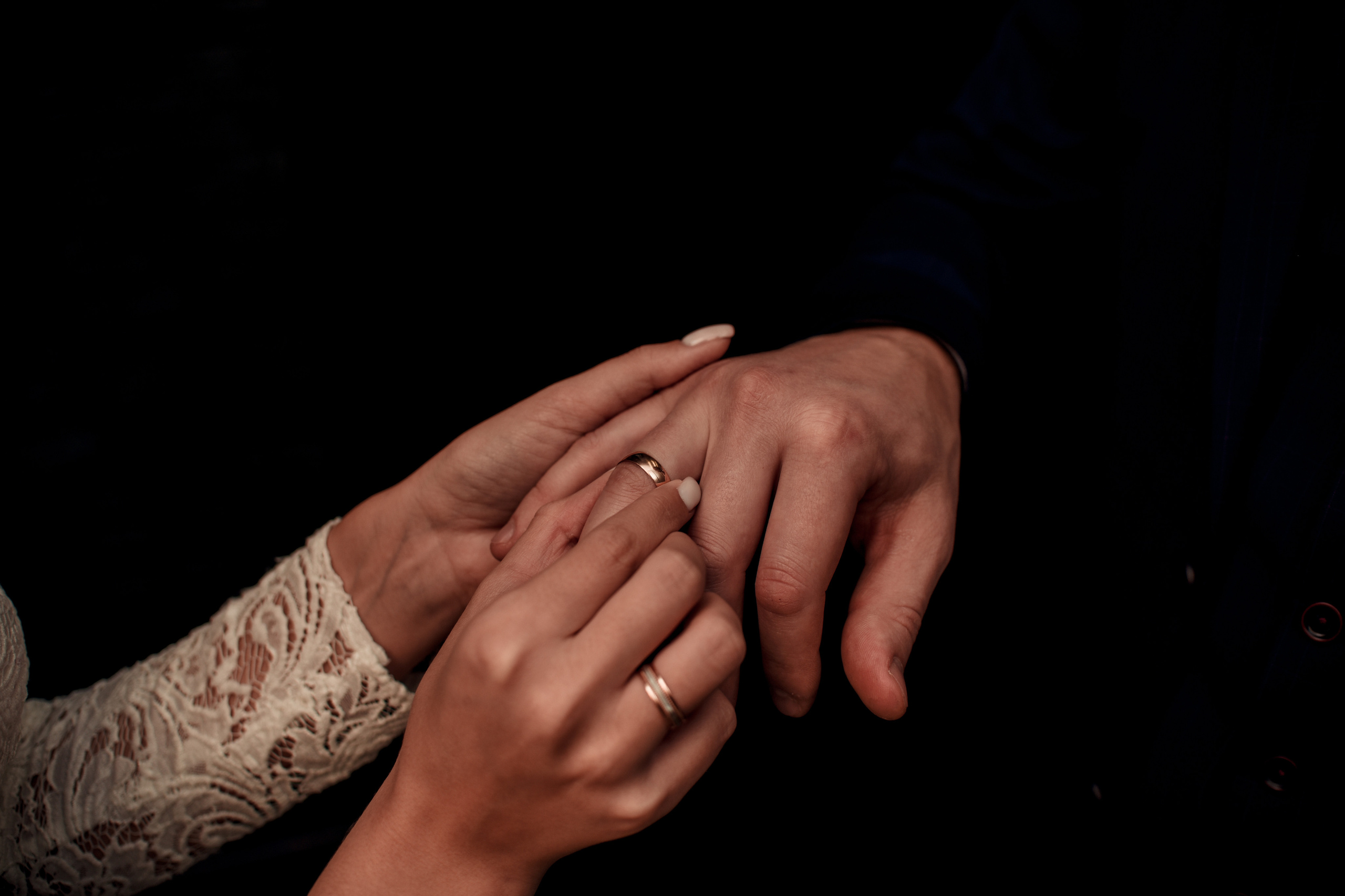 Артем и Кристина (небольшая свадебная серия). Свадебный, семейный, детский, контент фотограф в Омске Максим Ильин