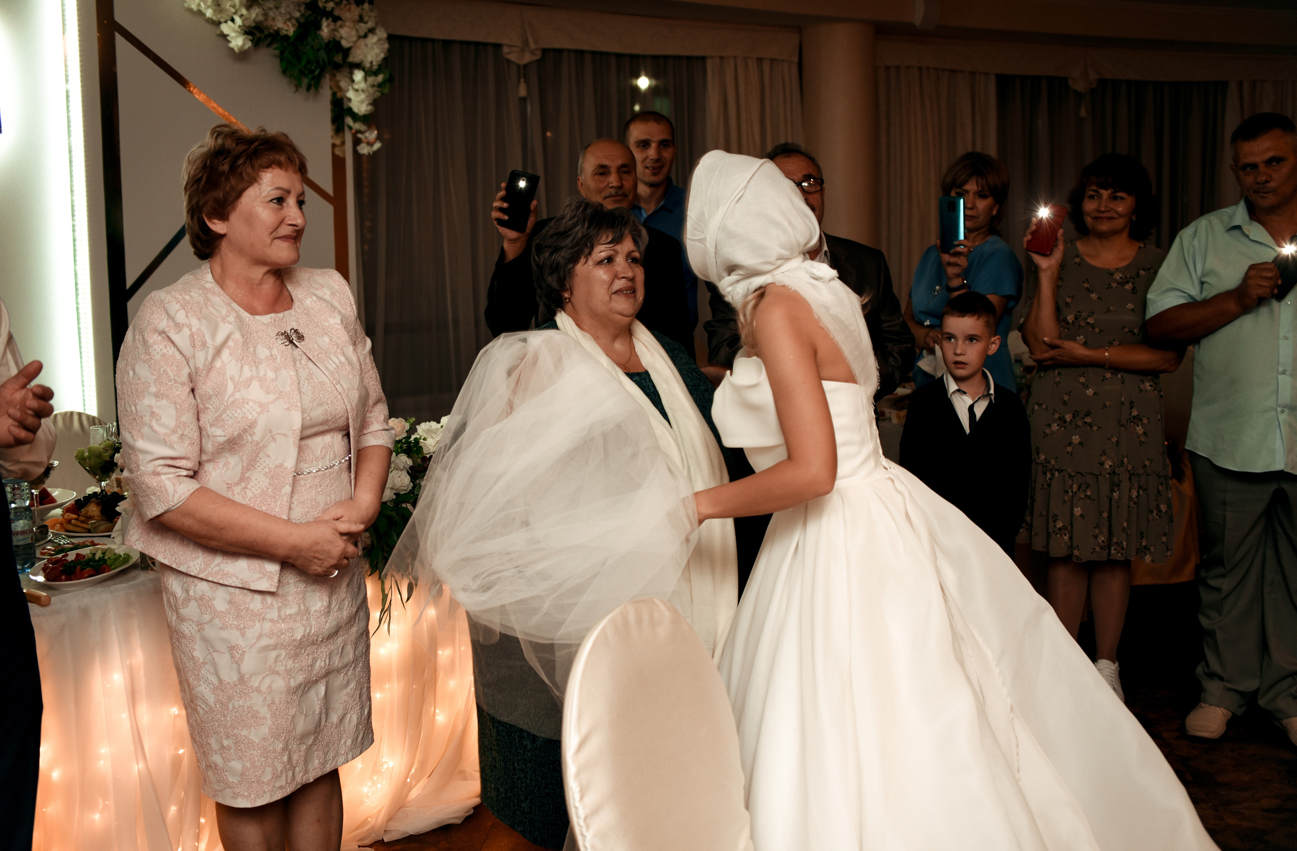 Красивая свадьба Ильи и Ирины. Свадебный, семейный, детский, контент фотограф в Омске Максим Ильин