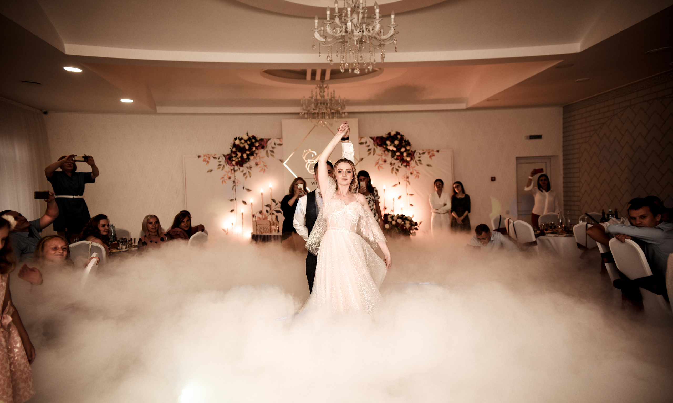 Нежная и романтичная пара Максим и Мария. Свадебный, семейный, детский, контент фотограф в Омске Максим Ильин