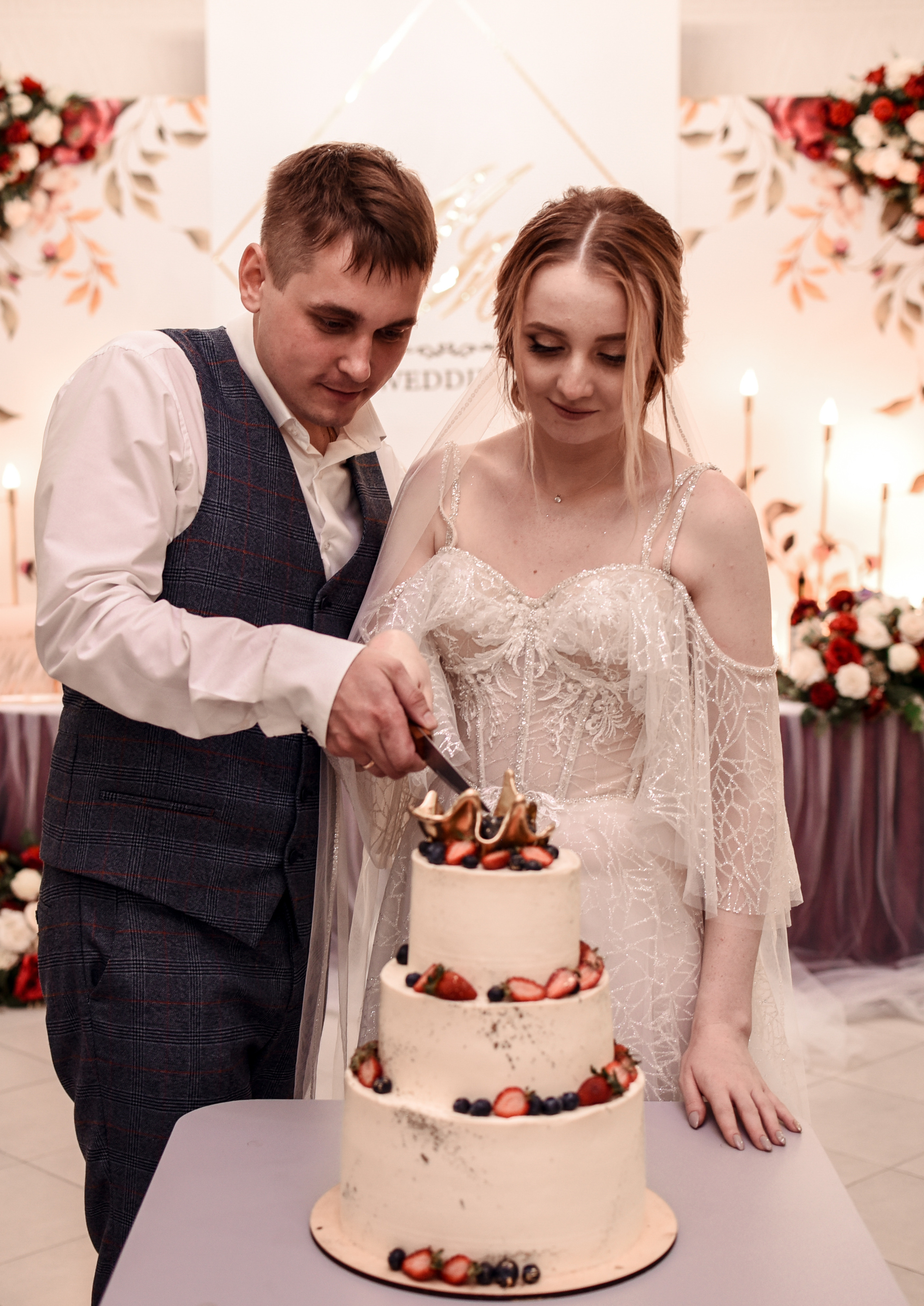 Нежная и романтичная пара Максим и Мария. Свадебный, семейный, детский, контент фотограф в Омске Максим Ильин