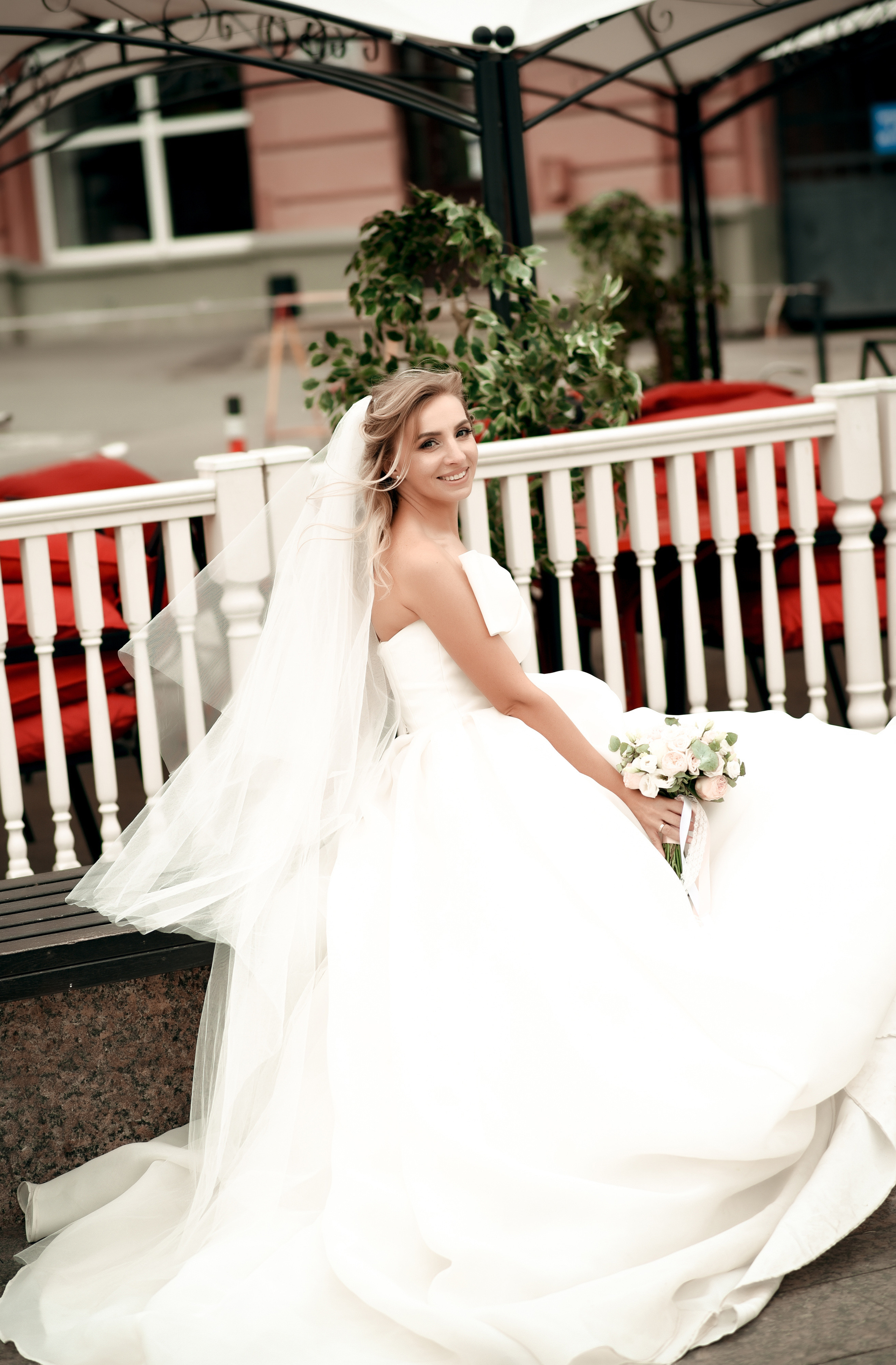 Красивая свадьба Ильи и Ирины. Свадебный, семейный, детский, контент фотограф в Омске Максим Ильин