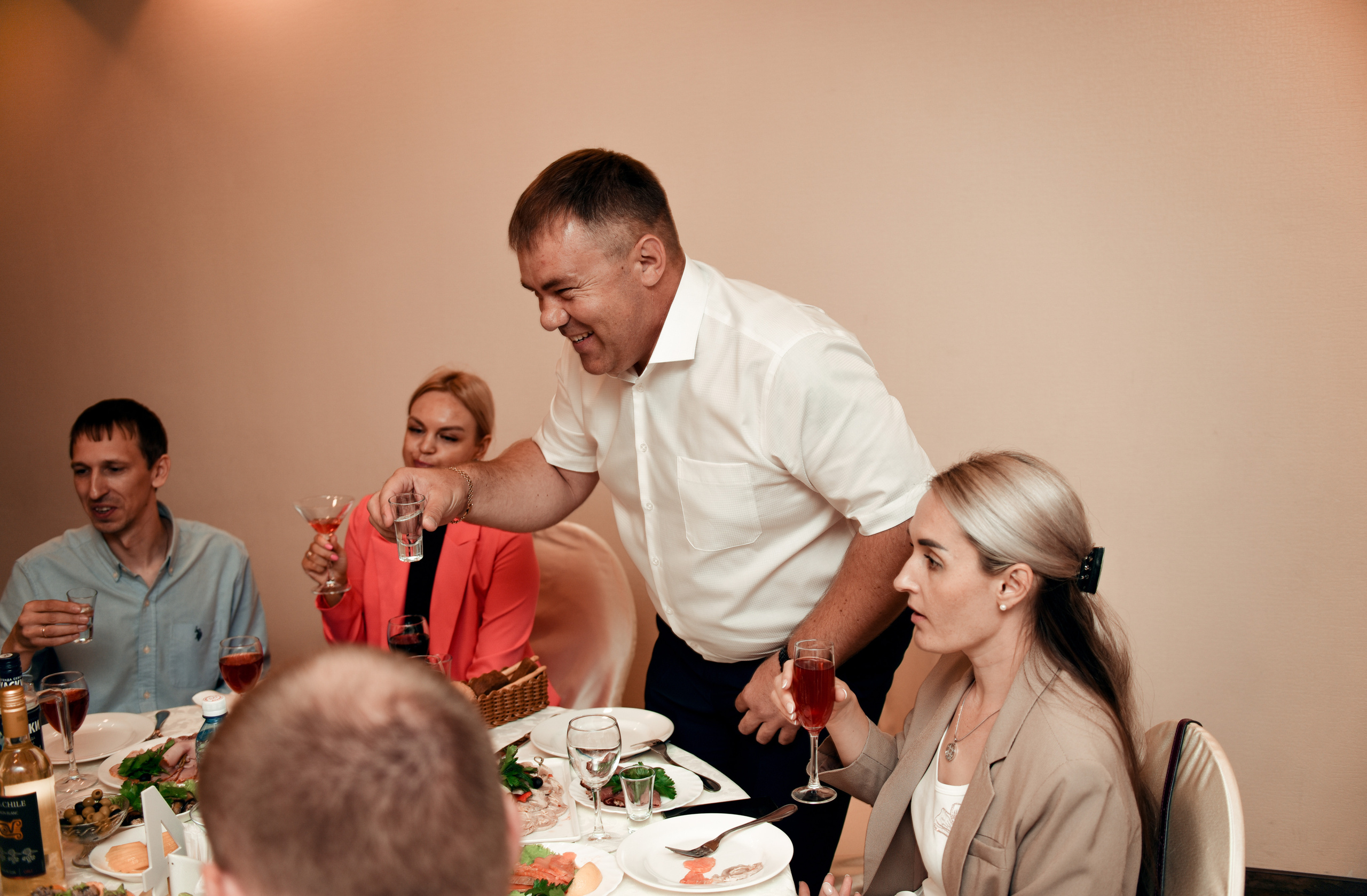 Красивая свадьба Ильи и Ирины. Свадебный, семейный, детский, контент фотограф в Омске Максим Ильин