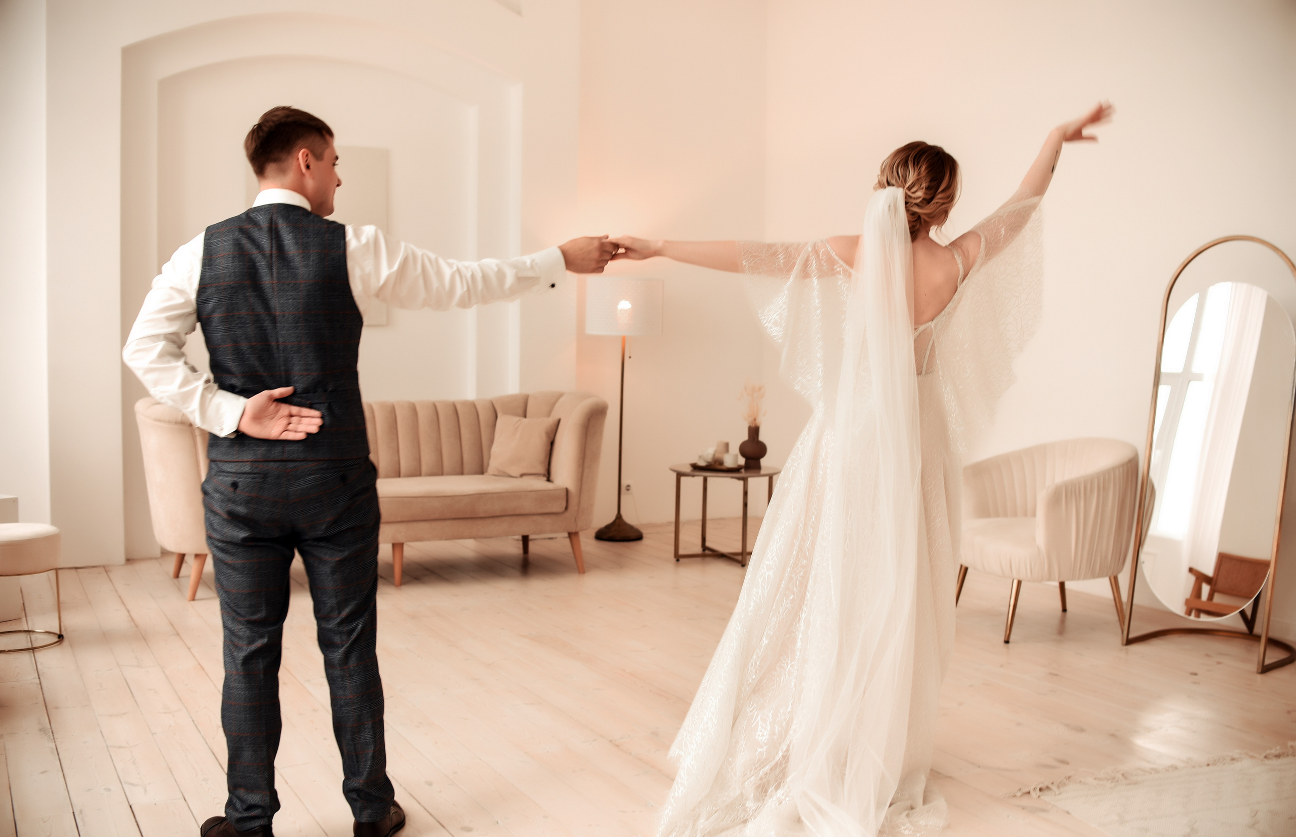 Нежная и романтичная пара Максим и Мария. Свадебный, семейный, детский, контент фотограф в Омске Максим Ильин