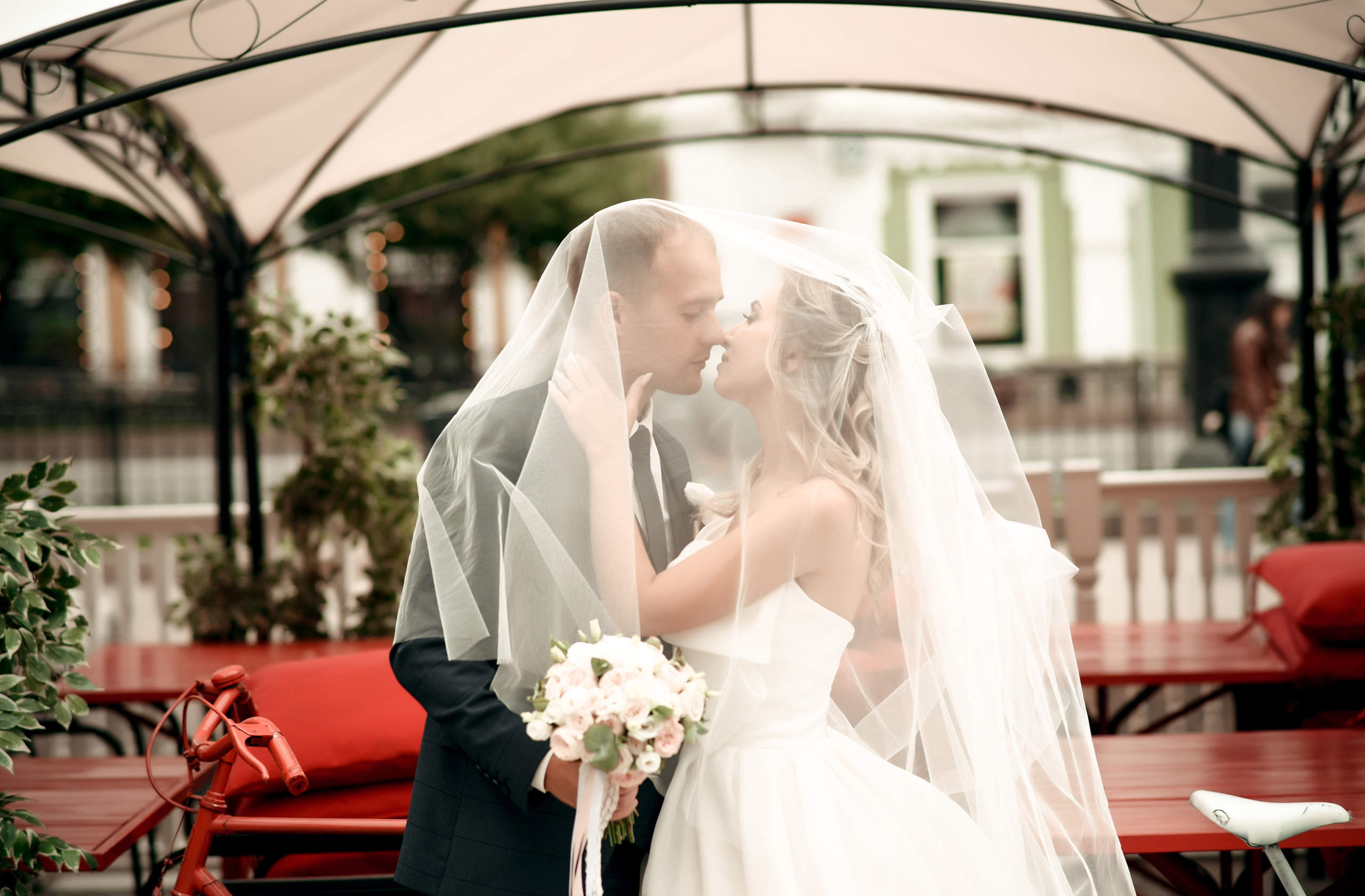 Красивая свадьба Ильи и Ирины. Свадебный, семейный, детский, контент фотограф в Омске Максим Ильин