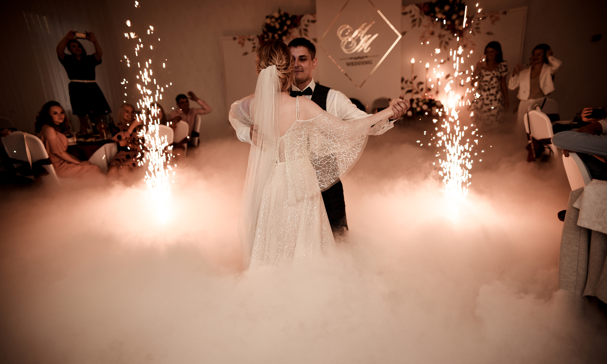 Нежная и романтичная пара Максим и Мария. Свадебный, семейный, детский, контент фотограф в Омске Максим Ильин