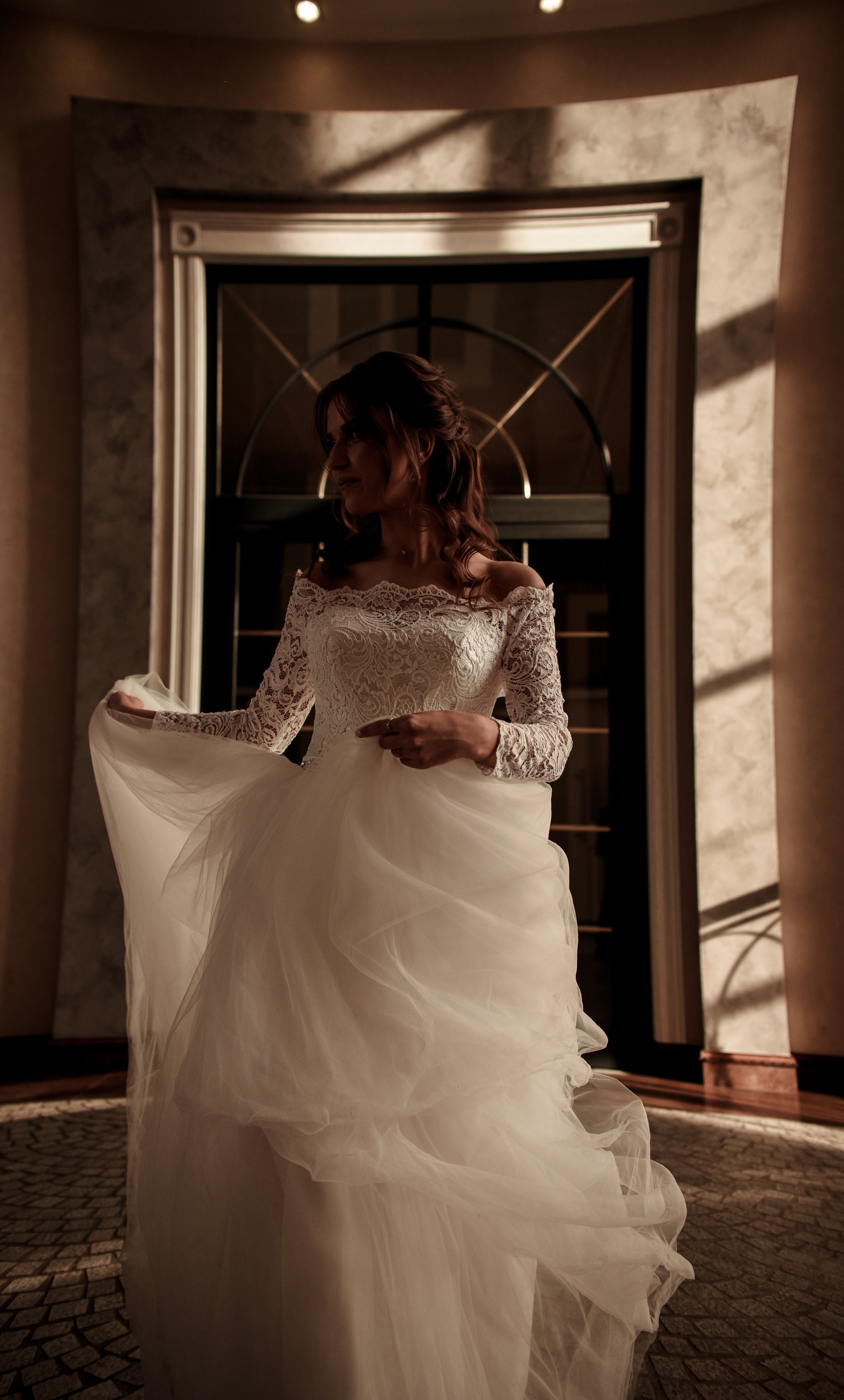 Артем и Кристина (небольшая свадебная серия). Свадебный, семейный, детский, контент фотограф в Омске Максим Ильин