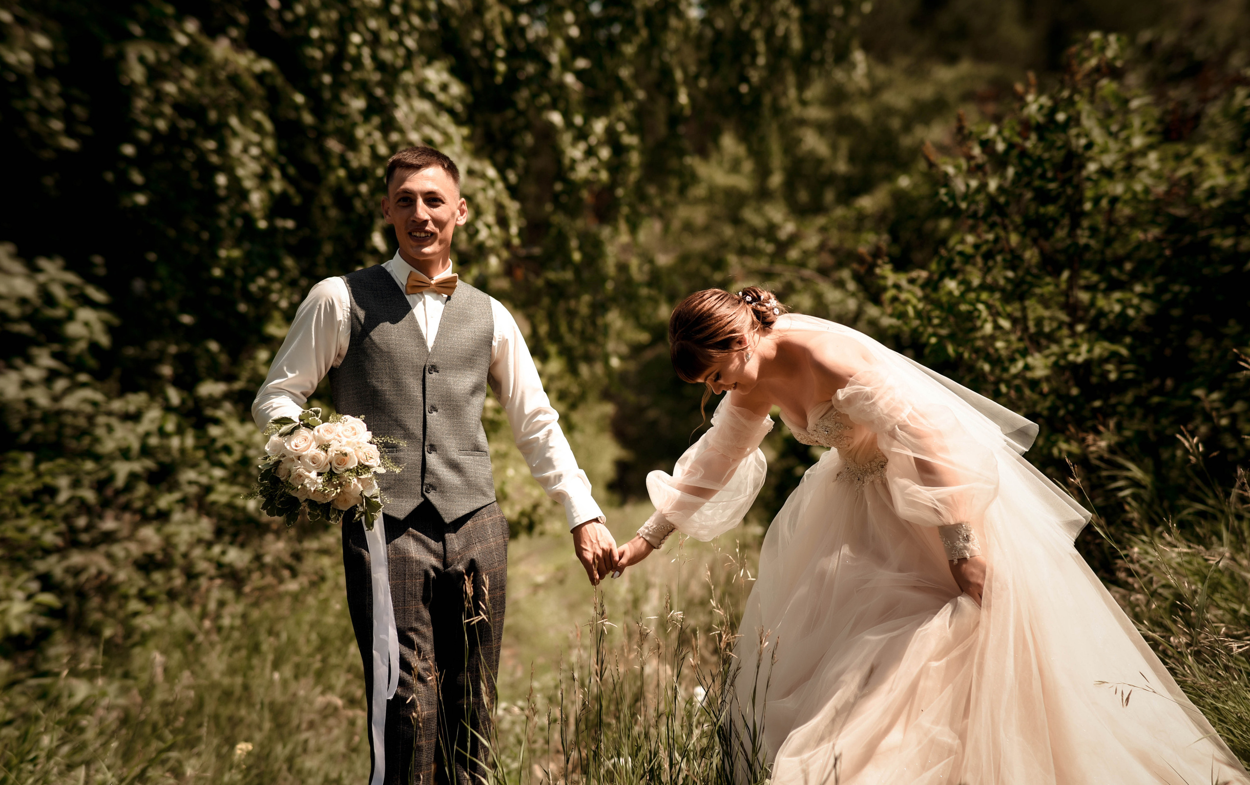 Летняя свадьба в + 35С Юра+Ксюша. Свадебный, семейный, детский, контент фотограф в Омске Максим Ильин