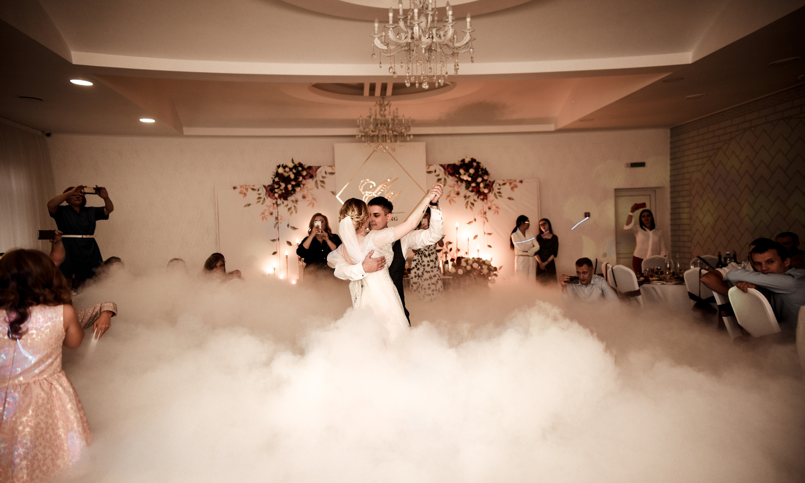 Нежная и романтичная пара Максим и Мария. Свадебный, семейный, детский, контент фотограф в Омске Максим Ильин