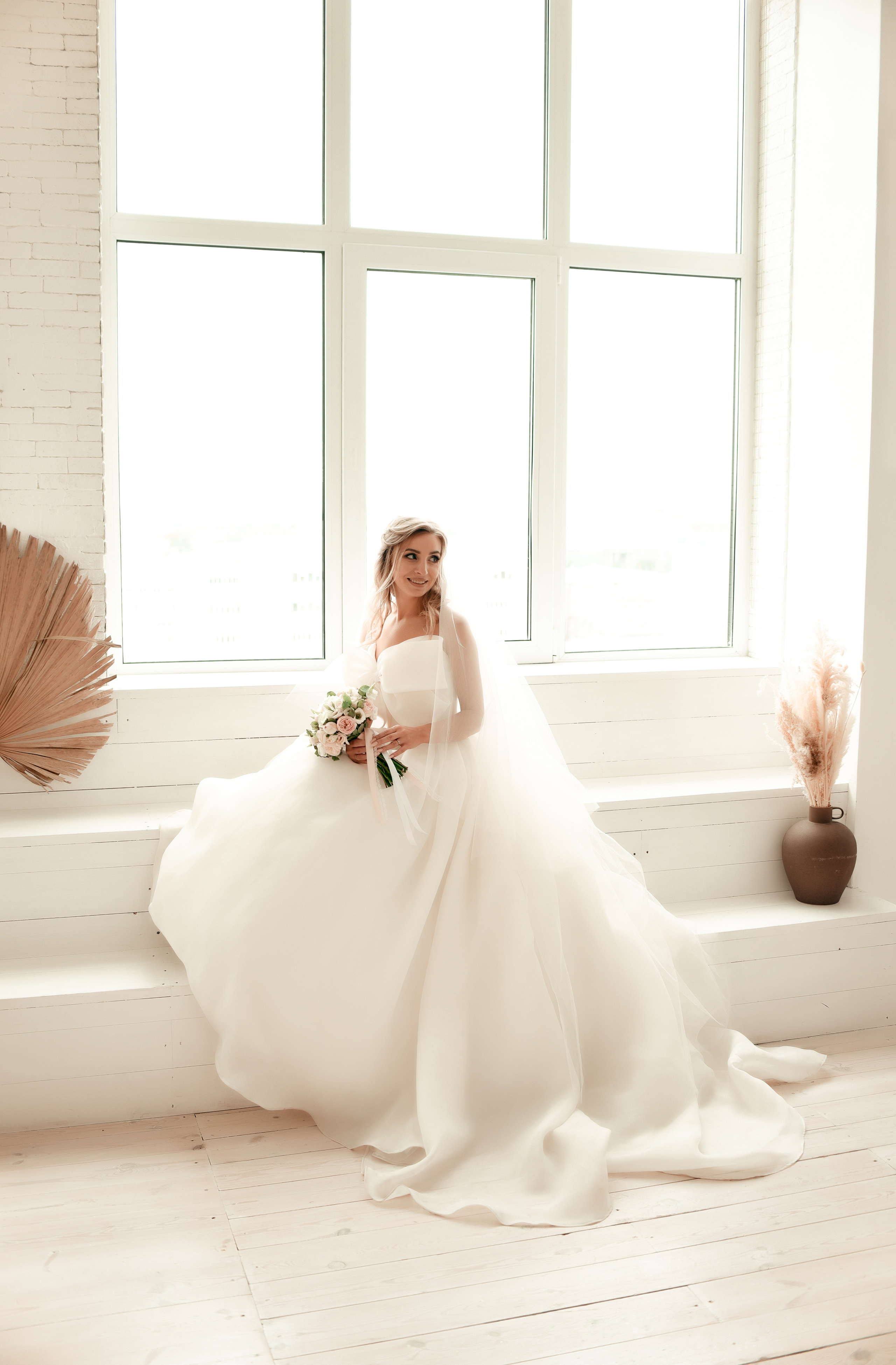 Красивая свадьба Ильи и Ирины. Свадебный, семейный, детский, контент фотограф в Омске Максим Ильин