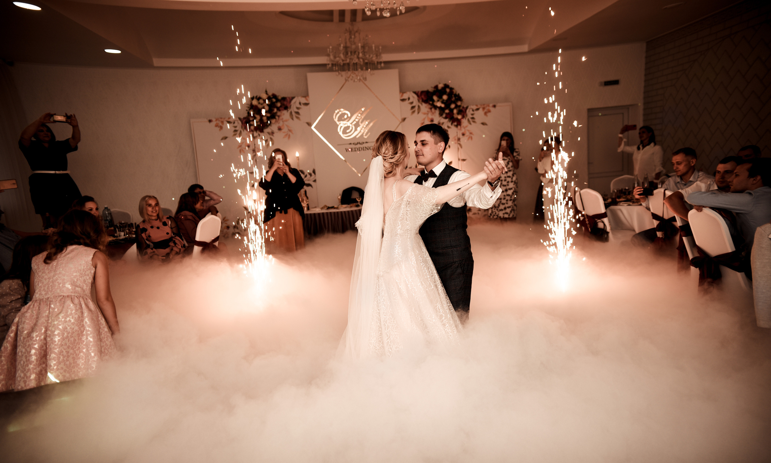 Нежная и романтичная пара Максим и Мария. Свадебный, семейный, детский, контент фотограф в Омске Максим Ильин