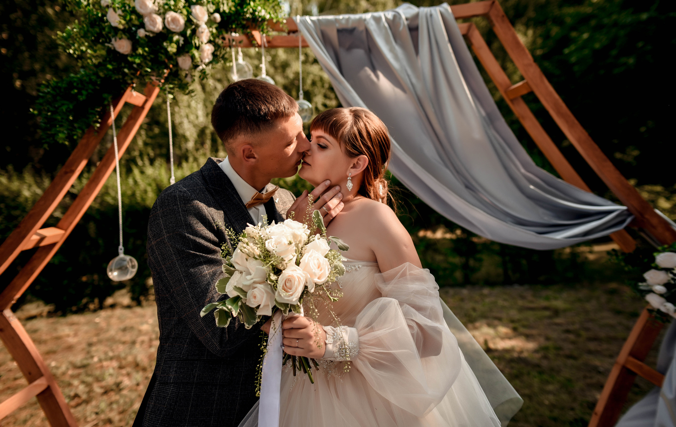 Летняя свадьба в + 35С Юра+Ксюша. Свадебный, семейный, детский, контент фотограф в Омске Максим Ильин