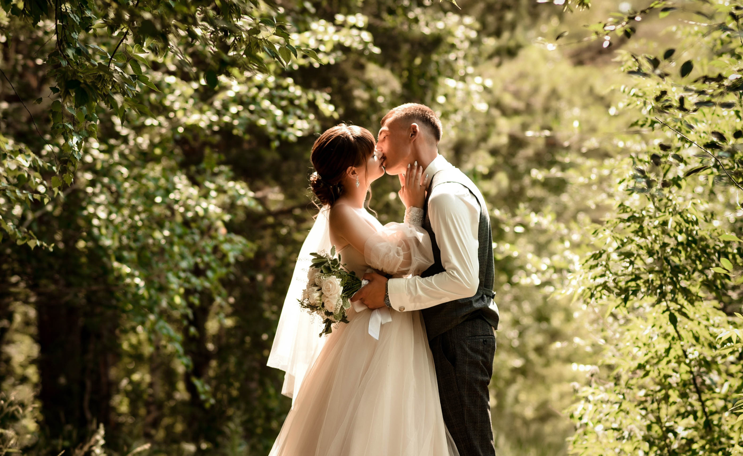 Летняя свадьба в + 35С Юра+Ксюша. Свадебный, семейный, детский, контент фотограф в Омске Максим Ильин