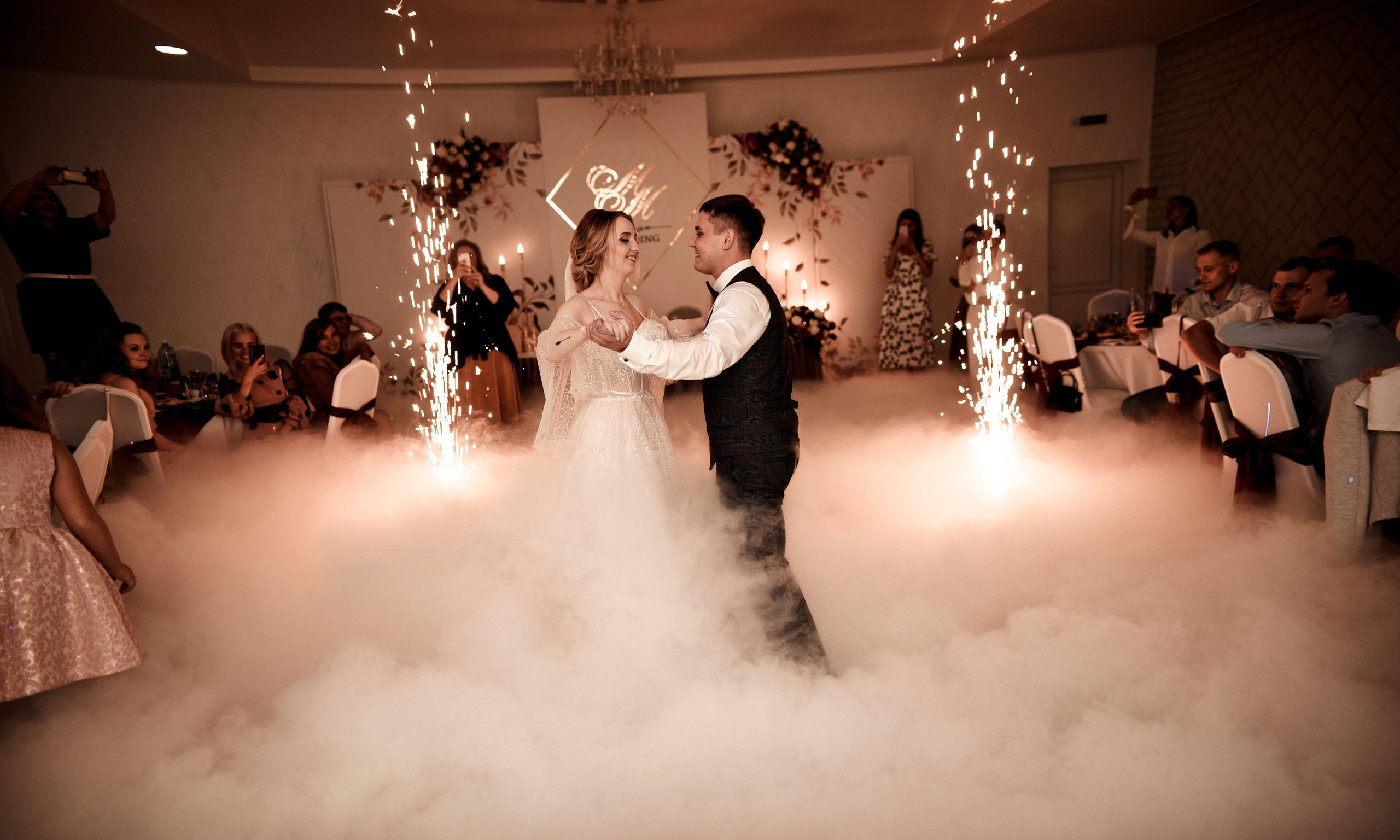 Нежная и романтичная пара Максим и Мария. Свадебный, семейный, детский, контент фотограф в Омске Максим Ильин