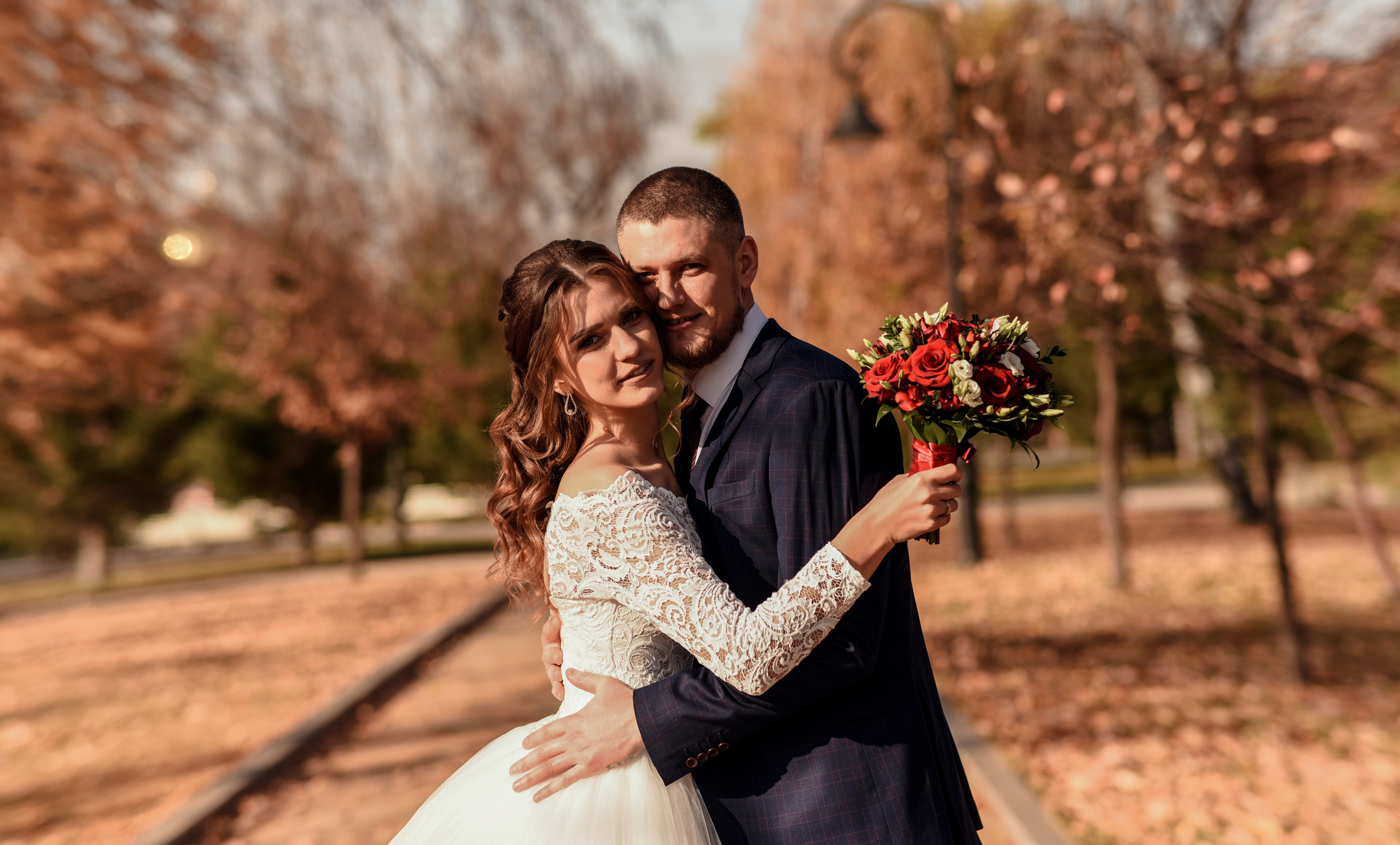 Артем и Кристина (небольшая свадебная серия). Свадебный, семейный, детский, контент фотограф в Омске Максим Ильин