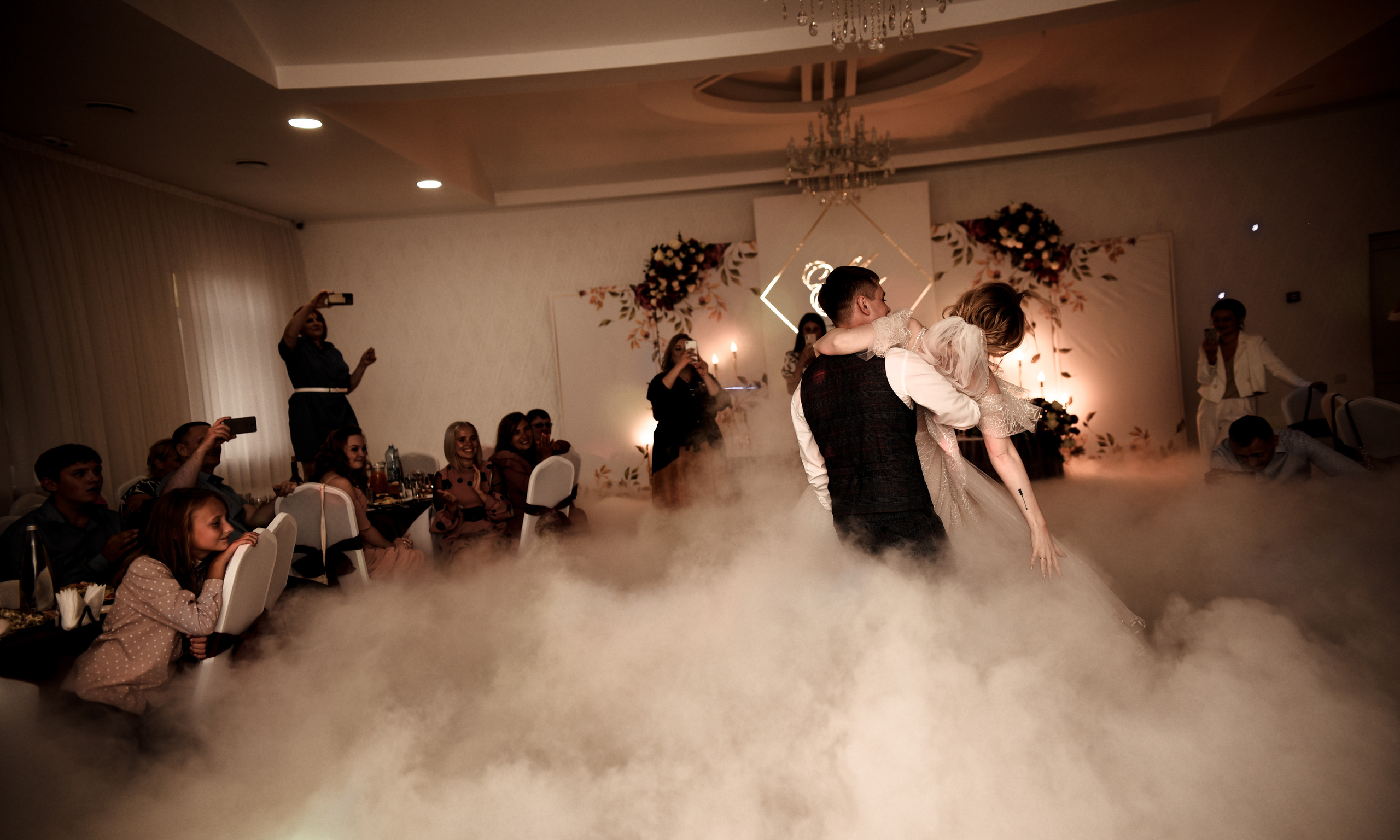 Нежная и романтичная пара Максим и Мария. Свадебный, семейный, детский, контент фотограф в Омске Максим Ильин