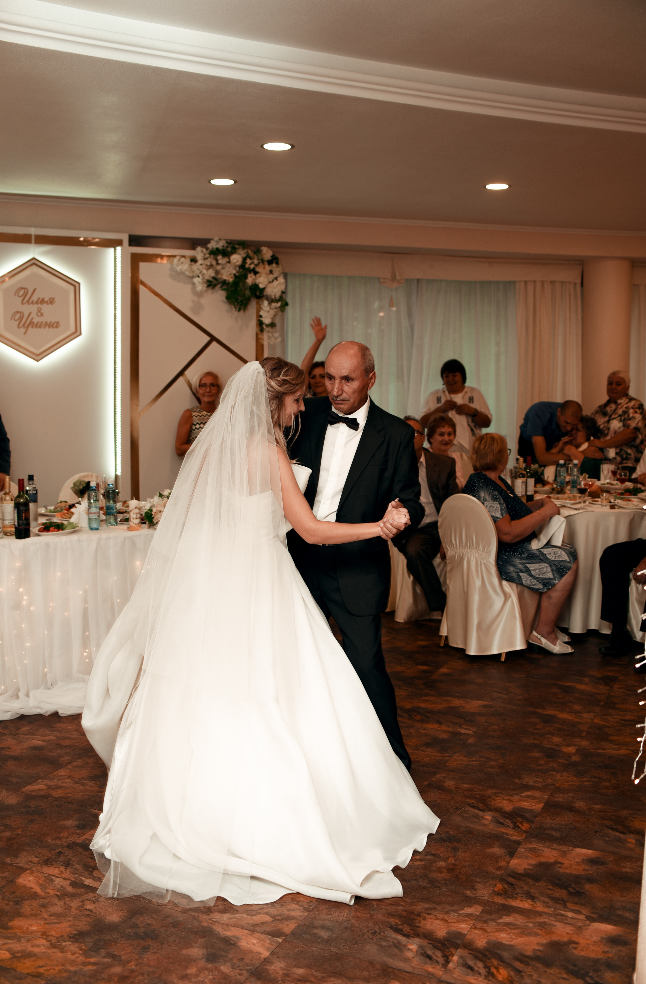 Красивая свадьба Ильи и Ирины. Свадебный, семейный, детский, контент фотограф в Омске Максим Ильин