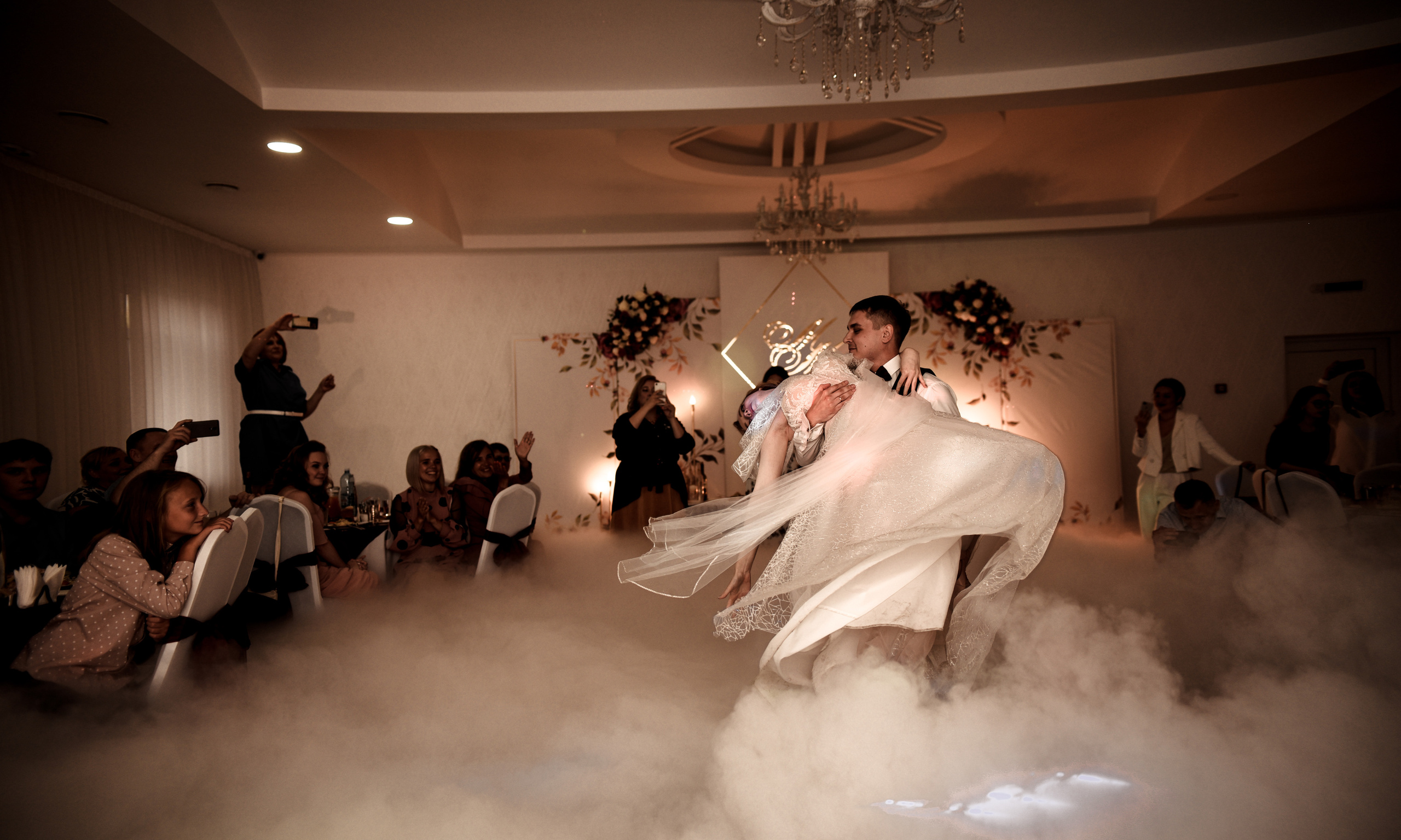 Нежная и романтичная пара Максим и Мария. Свадебный, семейный, детский, контент фотограф в Омске Максим Ильин