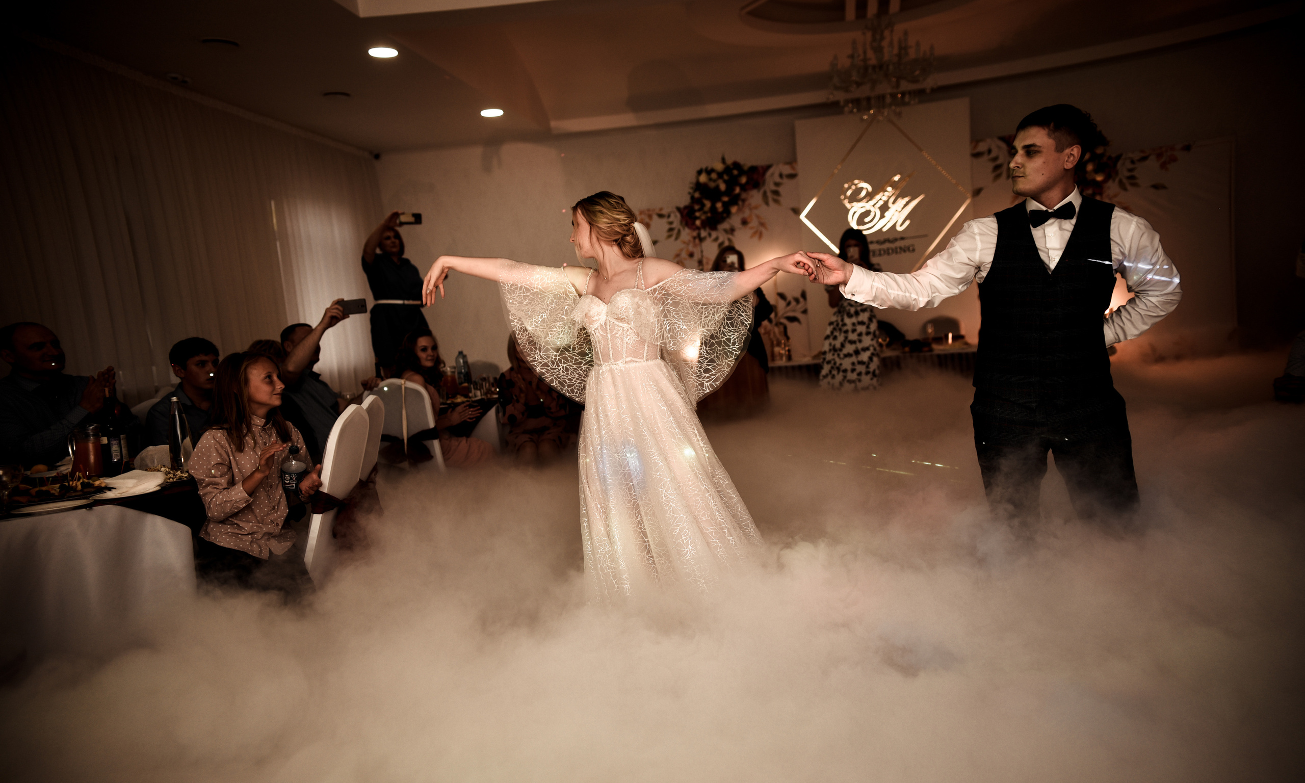 Нежная и романтичная пара Максим и Мария. Свадебный, семейный, детский, контент фотограф в Омске Максим Ильин