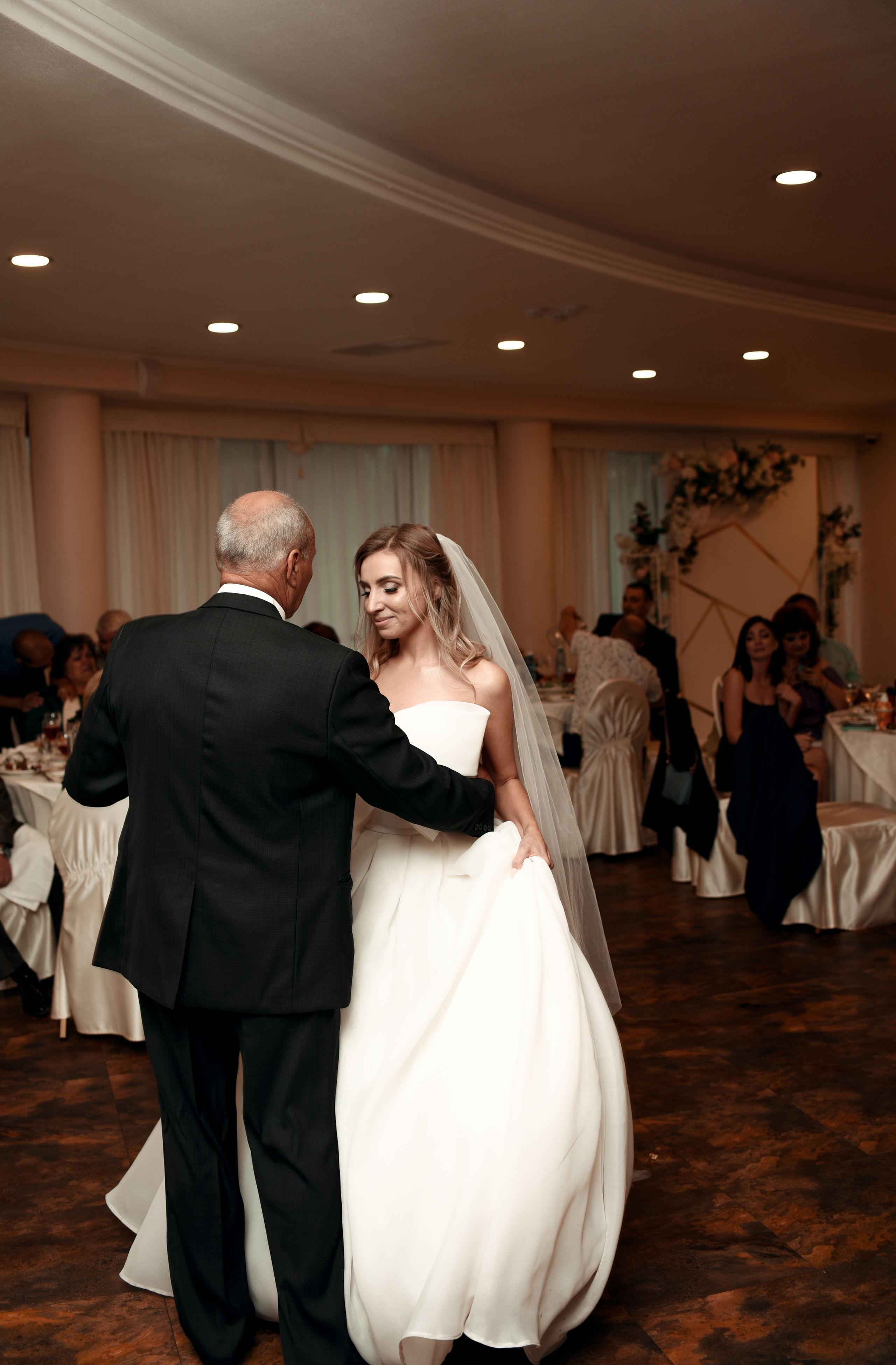 Красивая свадьба Ильи и Ирины. Свадебный, семейный, детский, контент фотограф в Омске Максим Ильин