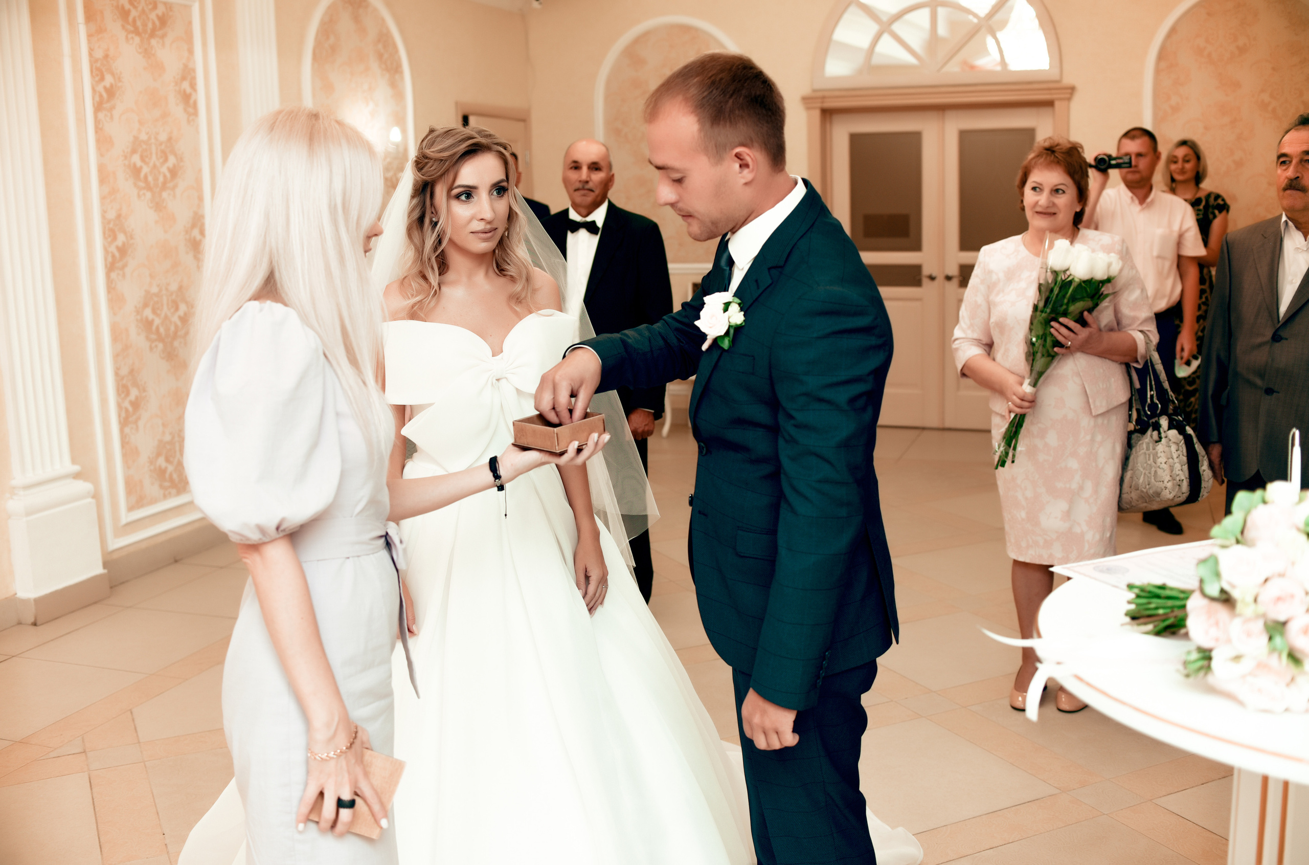 Красивая свадьба Ильи и Ирины. Свадебный, семейный, детский, контент фотограф в Омске Максим Ильин