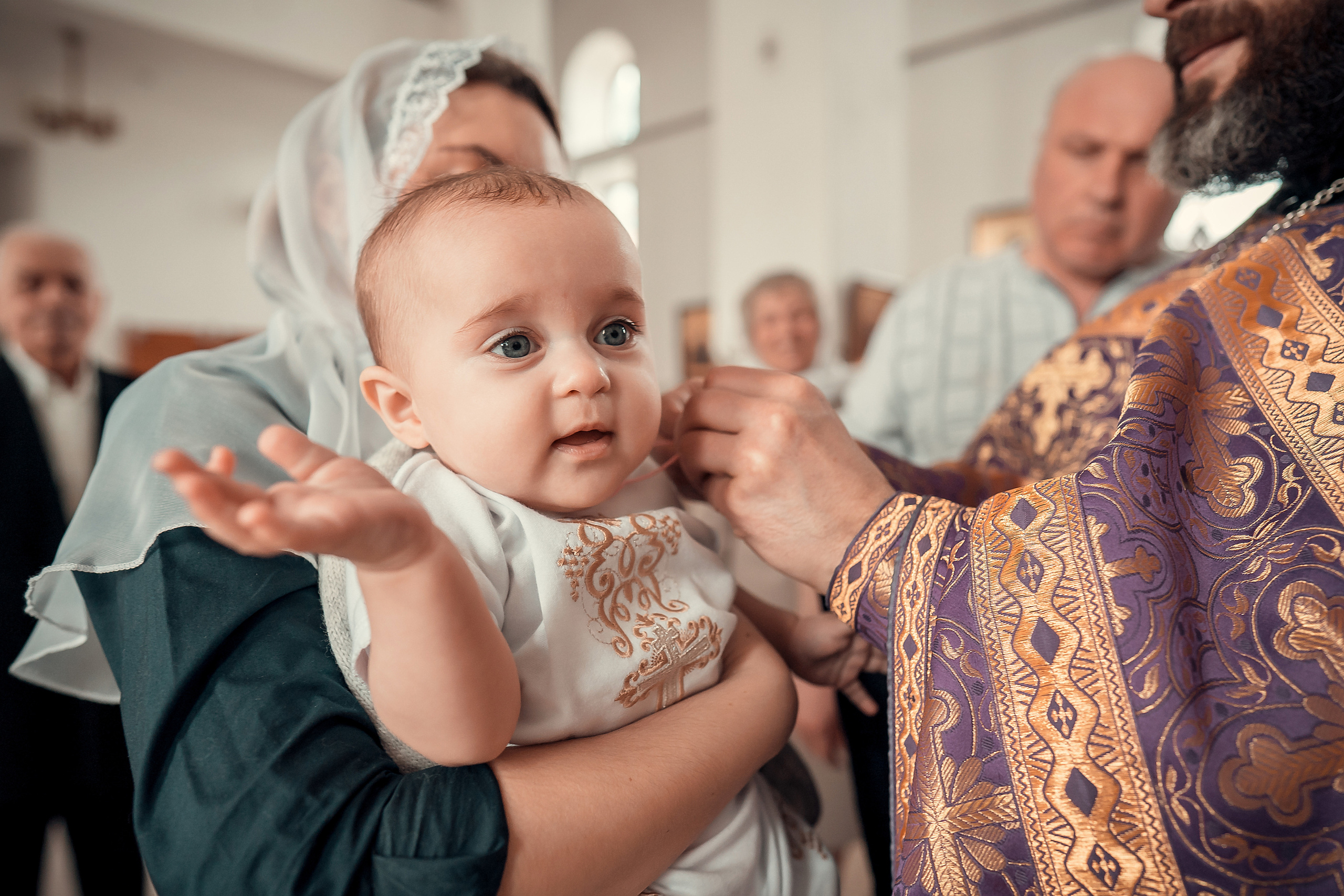 ТАИНСТВО КРЕЩЕНИЯ КСЕНИИ ХРАМ ФЕОДОРА ТИРОНА. Фотограф на Крещение и Венчание в Красноярске Рамазанова Юлия