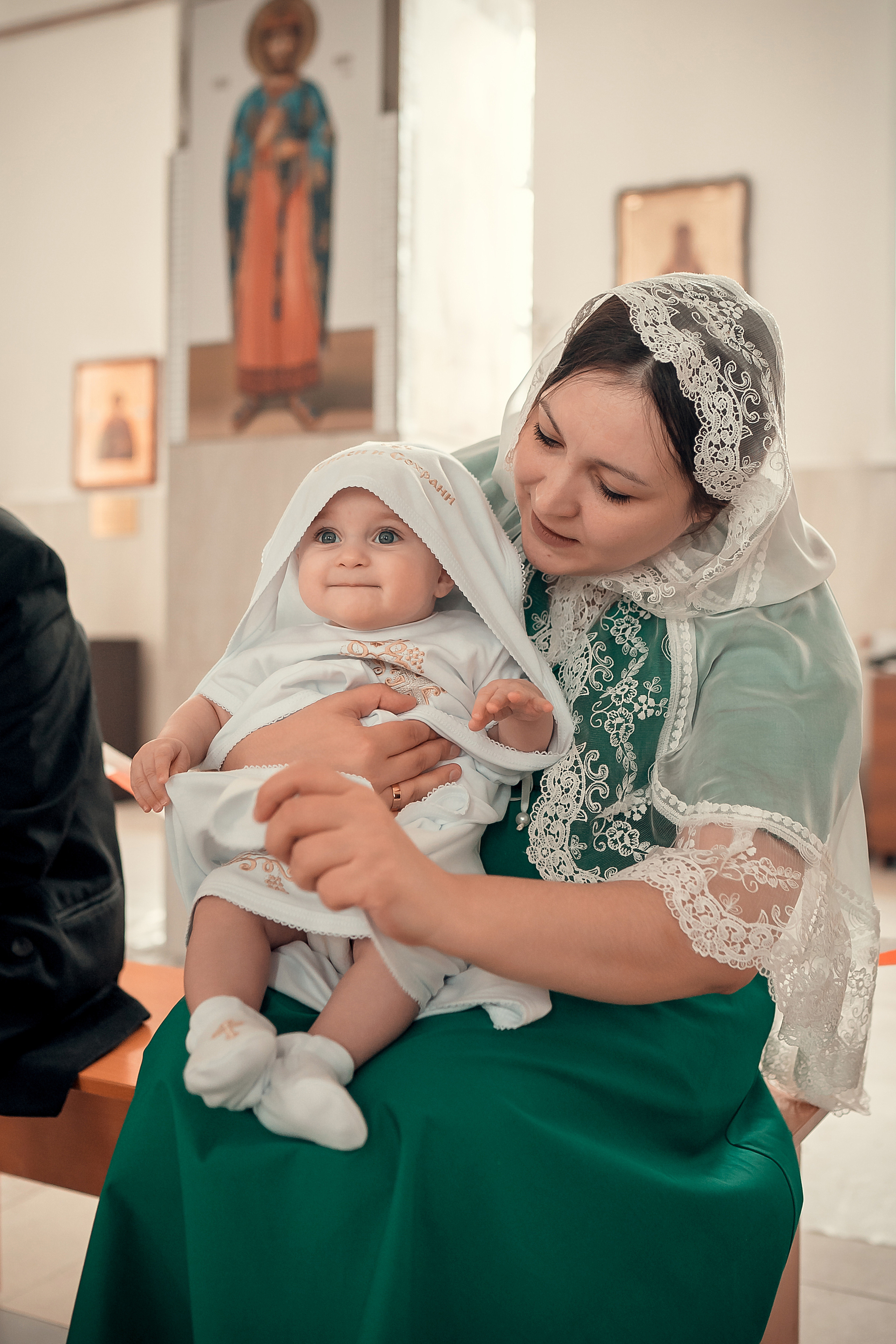 ТАИНСТВО КРЕЩЕНИЯ КСЕНИИ ХРАМ ФЕОДОРА ТИРОНА. Фотограф на Крещение и Венчание в Красноярске Рамазанова Юлия