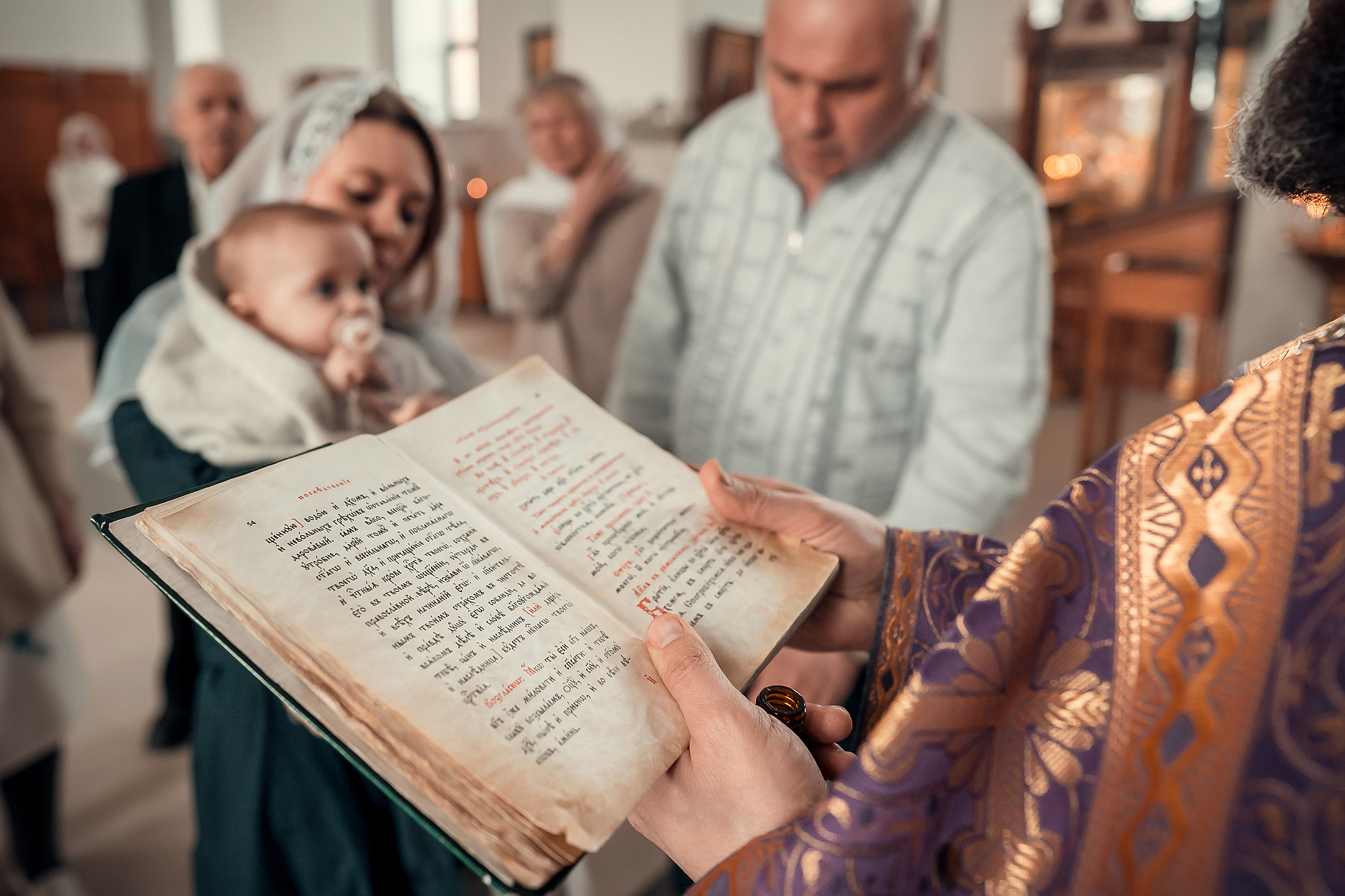 ТАИНСТВО КРЕЩЕНИЯ КСЕНИИ ХРАМ ФЕОДОРА ТИРОНА. Фотограф на Крещение и Венчание в Красноярске Рамазанова Юлия