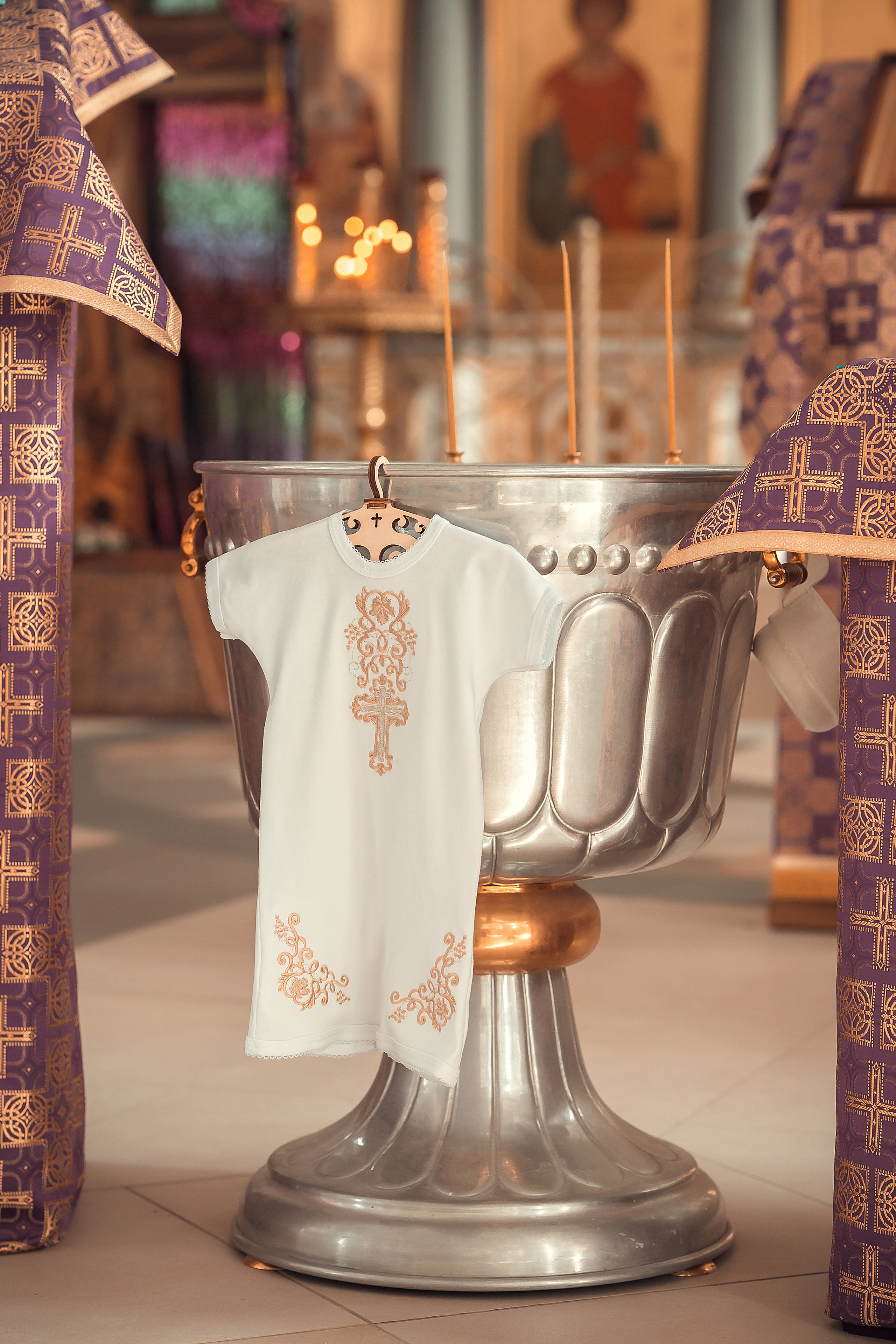 ТАИНСТВО КРЕЩЕНИЯ КСЕНИИ ХРАМ ФЕОДОРА ТИРОНА. Фотограф на Крещение и Венчание в Красноярске Рамазанова Юлия