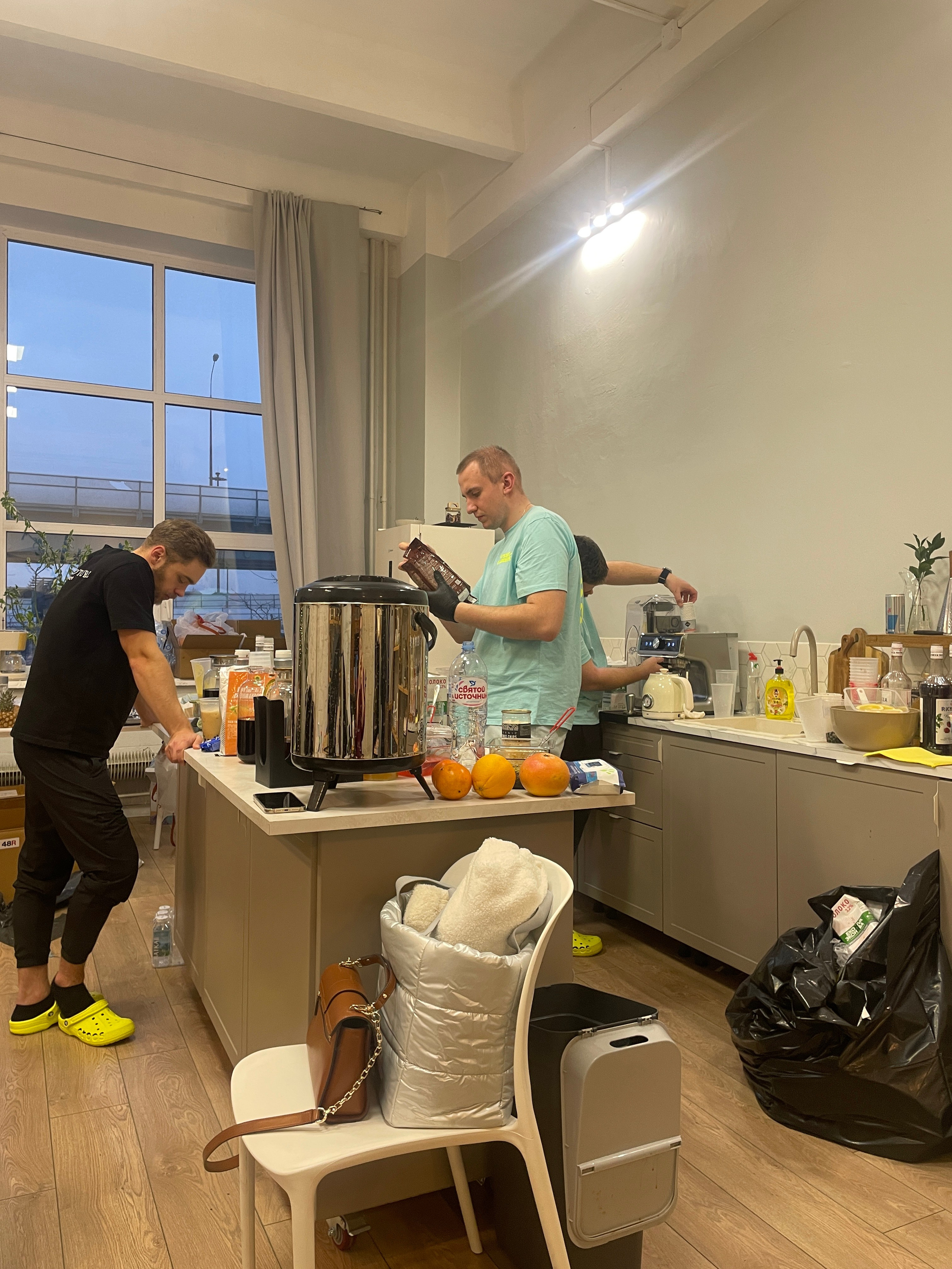 Съемка для нового воронежского заведения с баббл чаем «Такие с шариками». Фудфотограф, фудстилист и сет дизайнер в Москве Алена Синицына