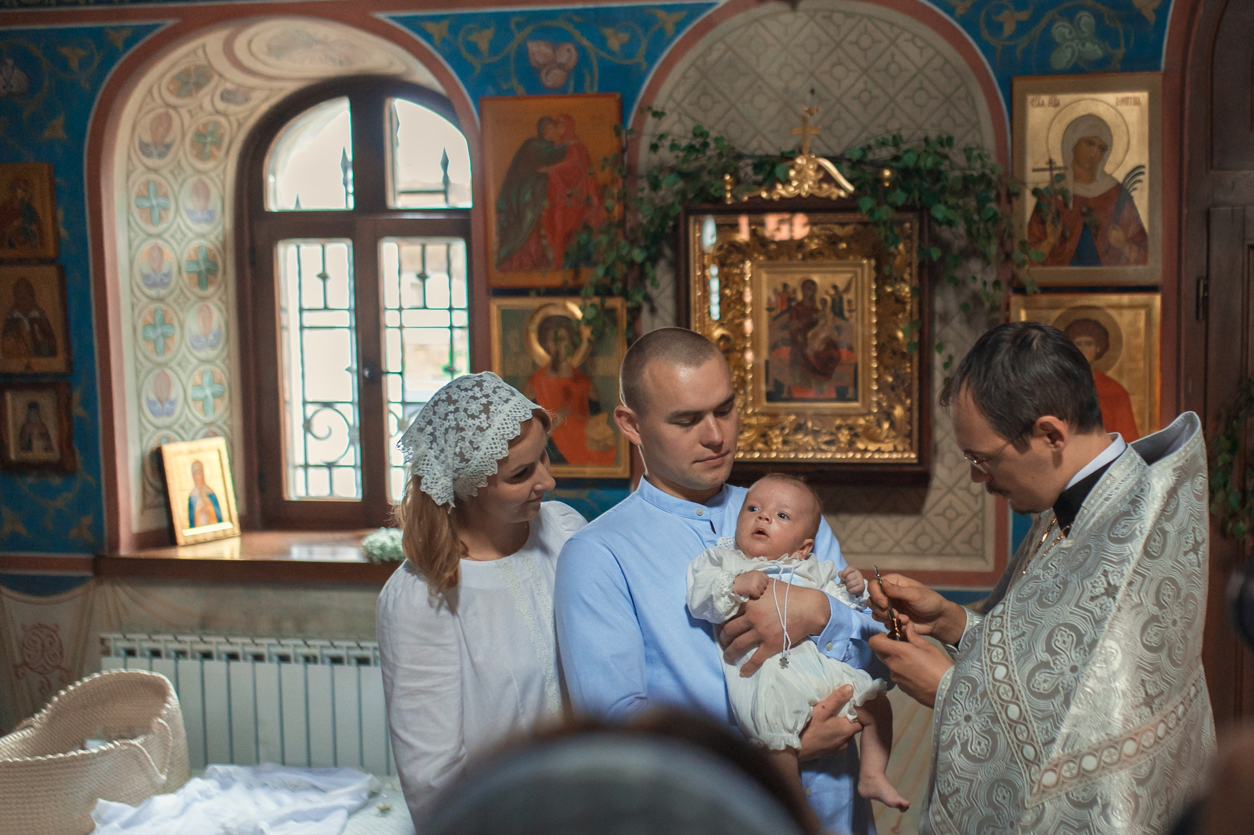 Крещение в Знаменской Церкви г. Переславль Залесский. Профессиональный фотограф в Москве и Мо Мария Шантарёва