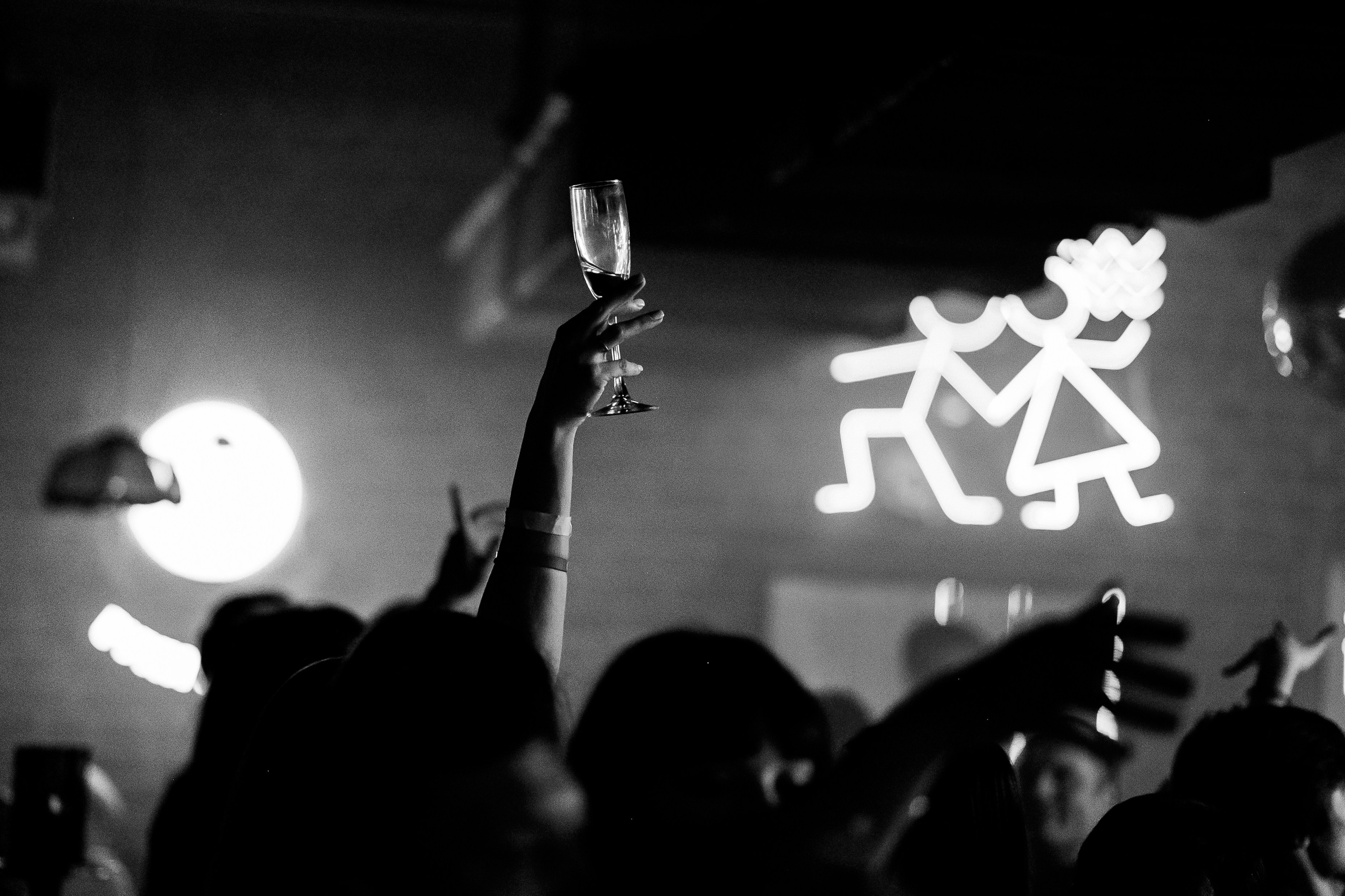 Фотосъемка открытия бара Руки Вверх. Свадебный фотограф Москва — Сергей и Татьяна