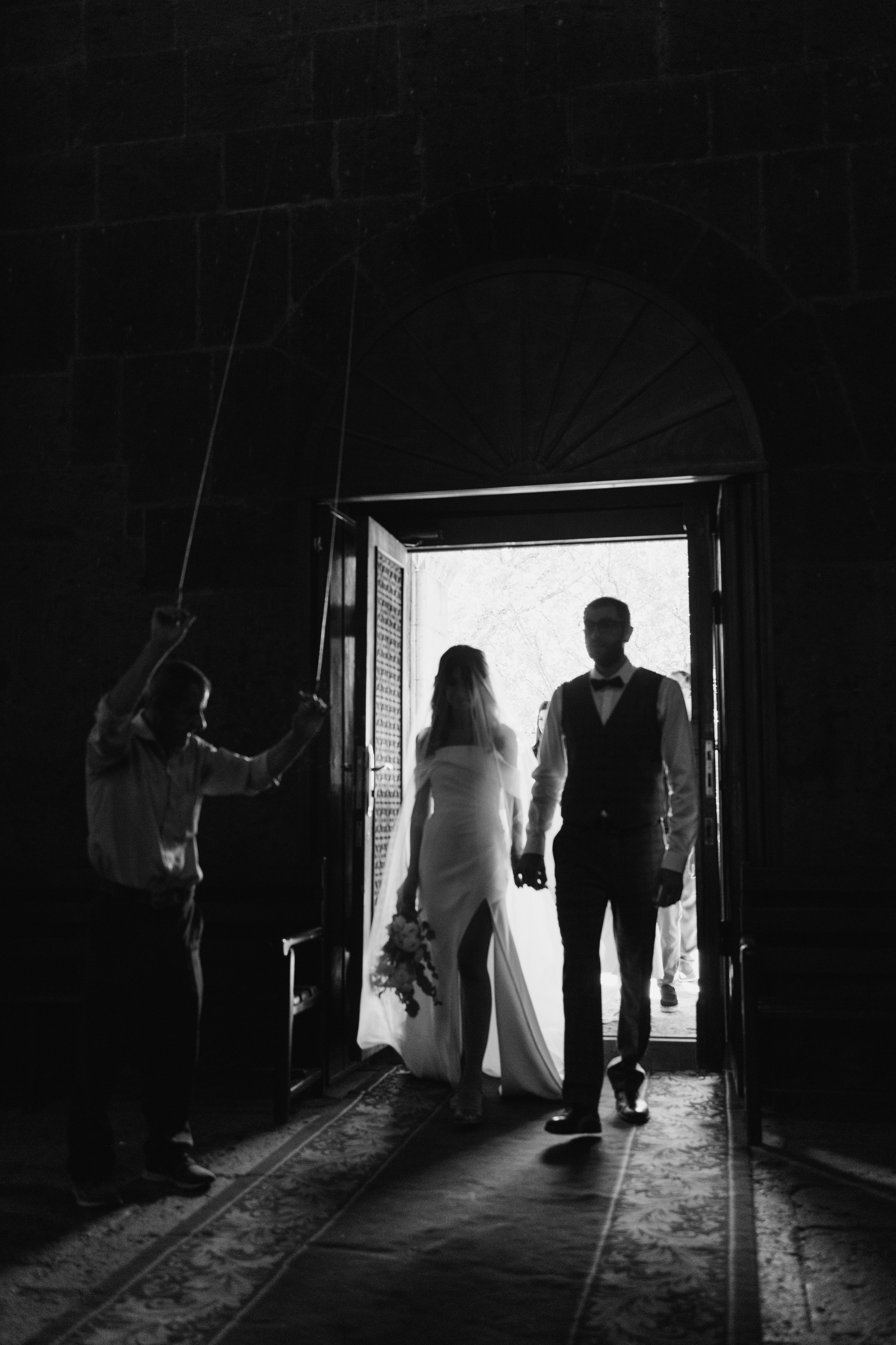 Свадьба Мери и Арама в храме Мухни. Фотограф в Армении Женя Гилевич