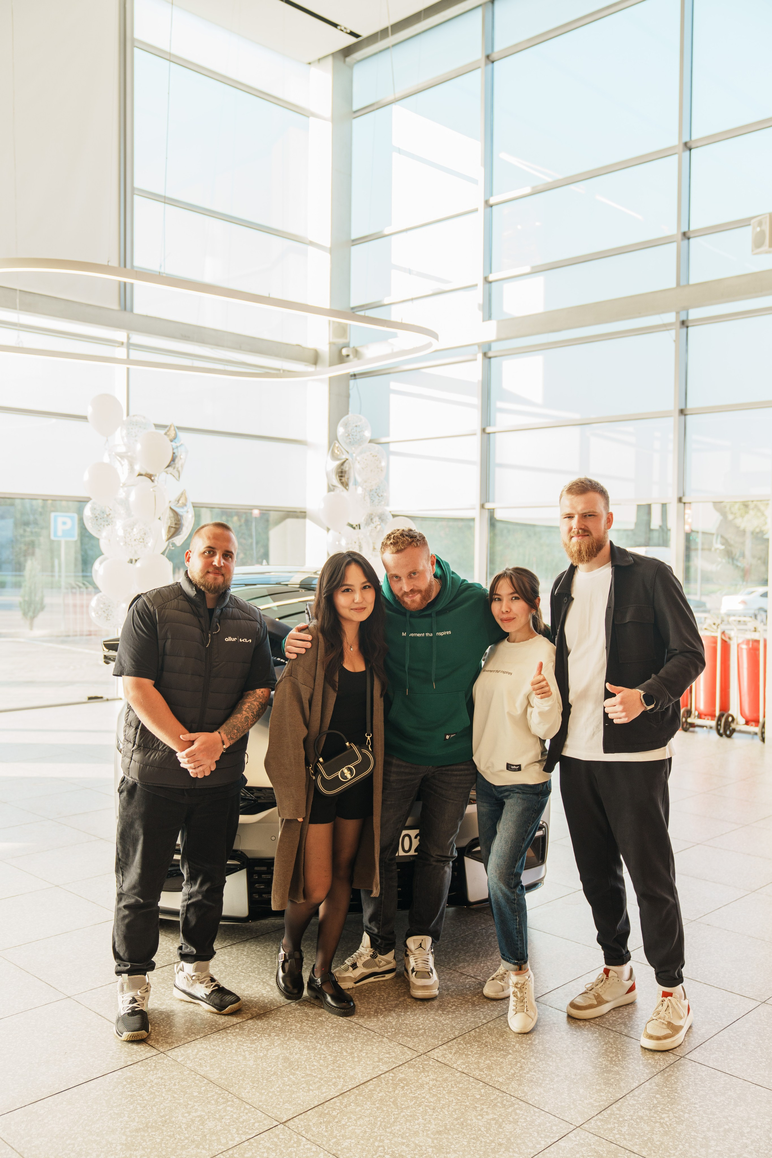 Kia EV6 Вручение Евгений Чебаткову. Фотограф TAULAN_1