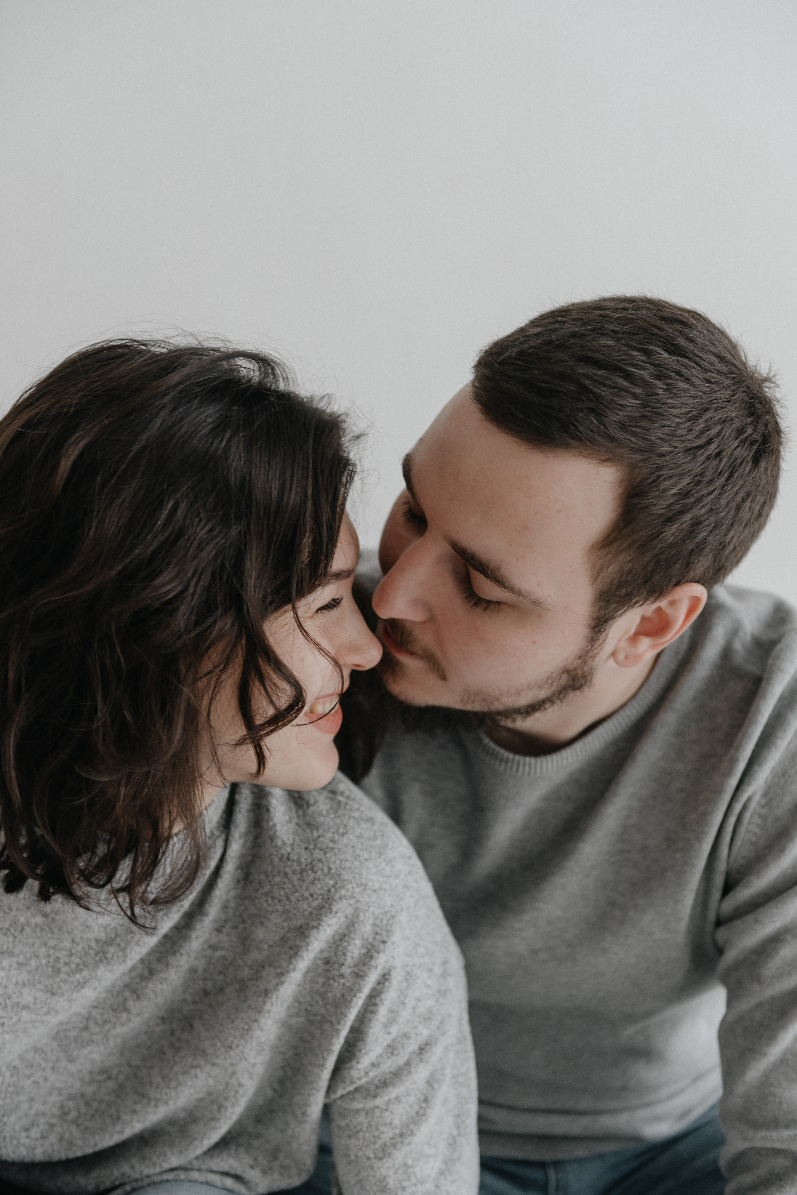 В студии большой семьёй