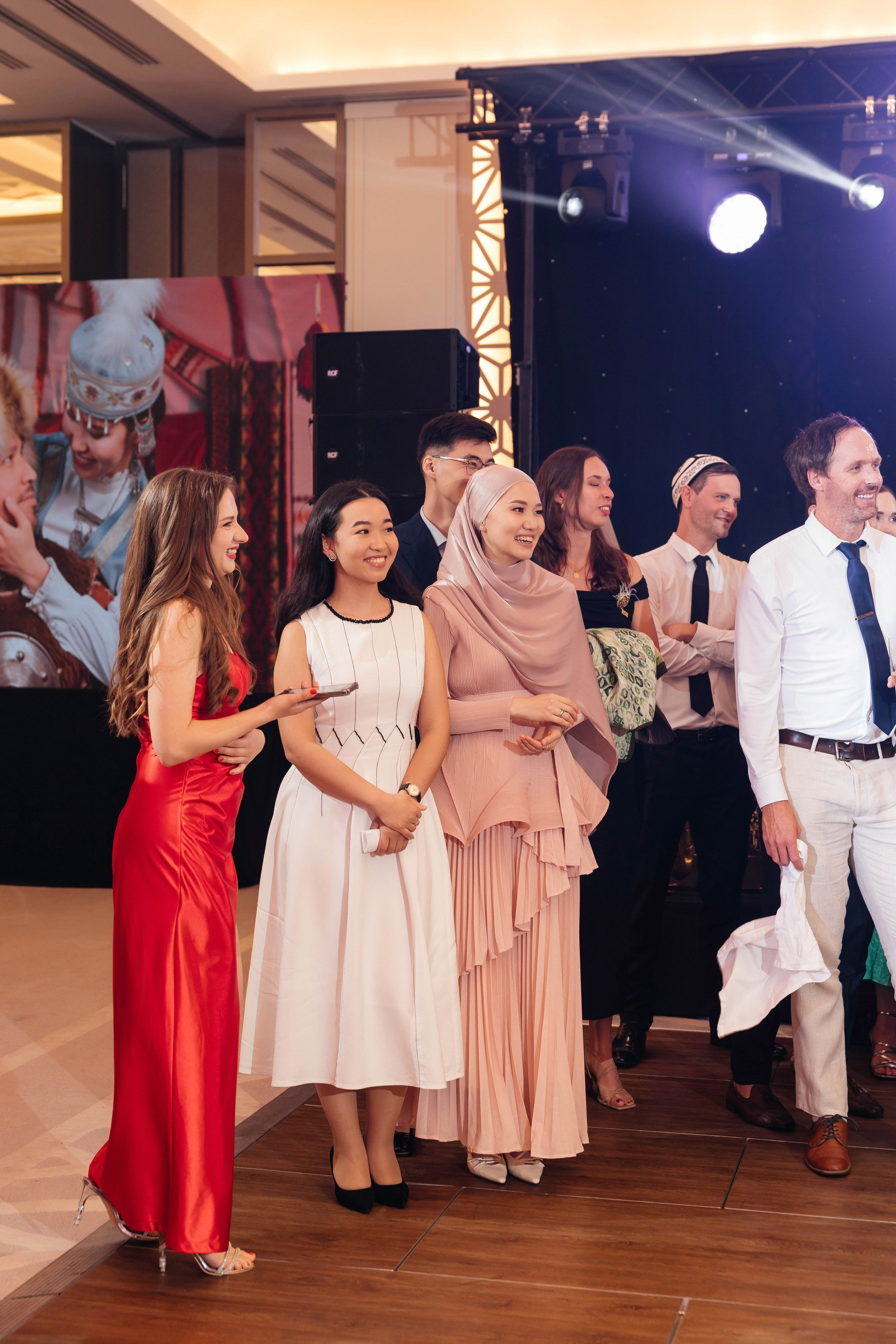 Alina Uzatu. Профессиональный фотограф в городе Астана/Алматы Даурен Сембаев