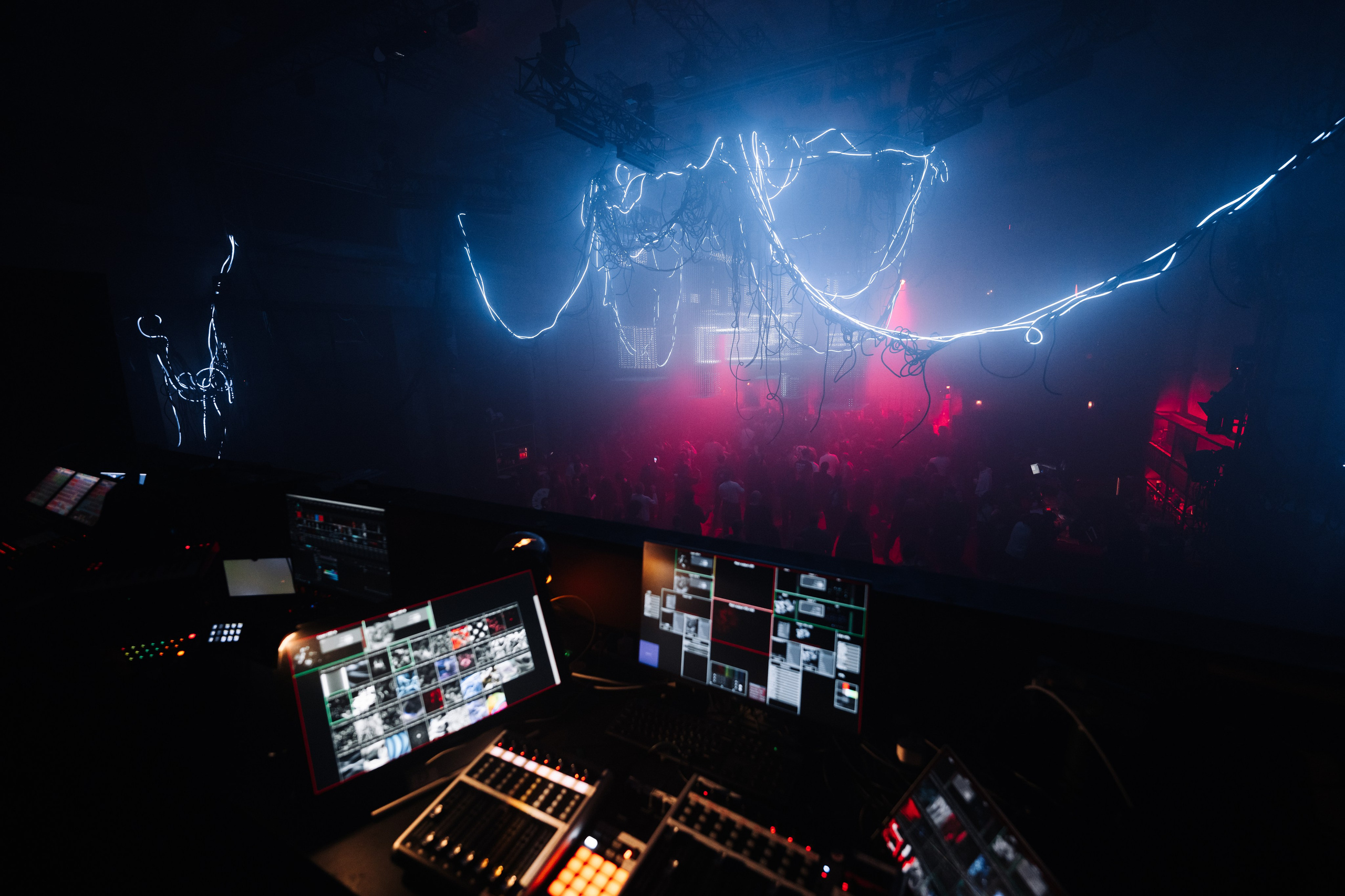 Ø, SILA SVETA. @tomrus: Рустам Шагиморданов — фотограф