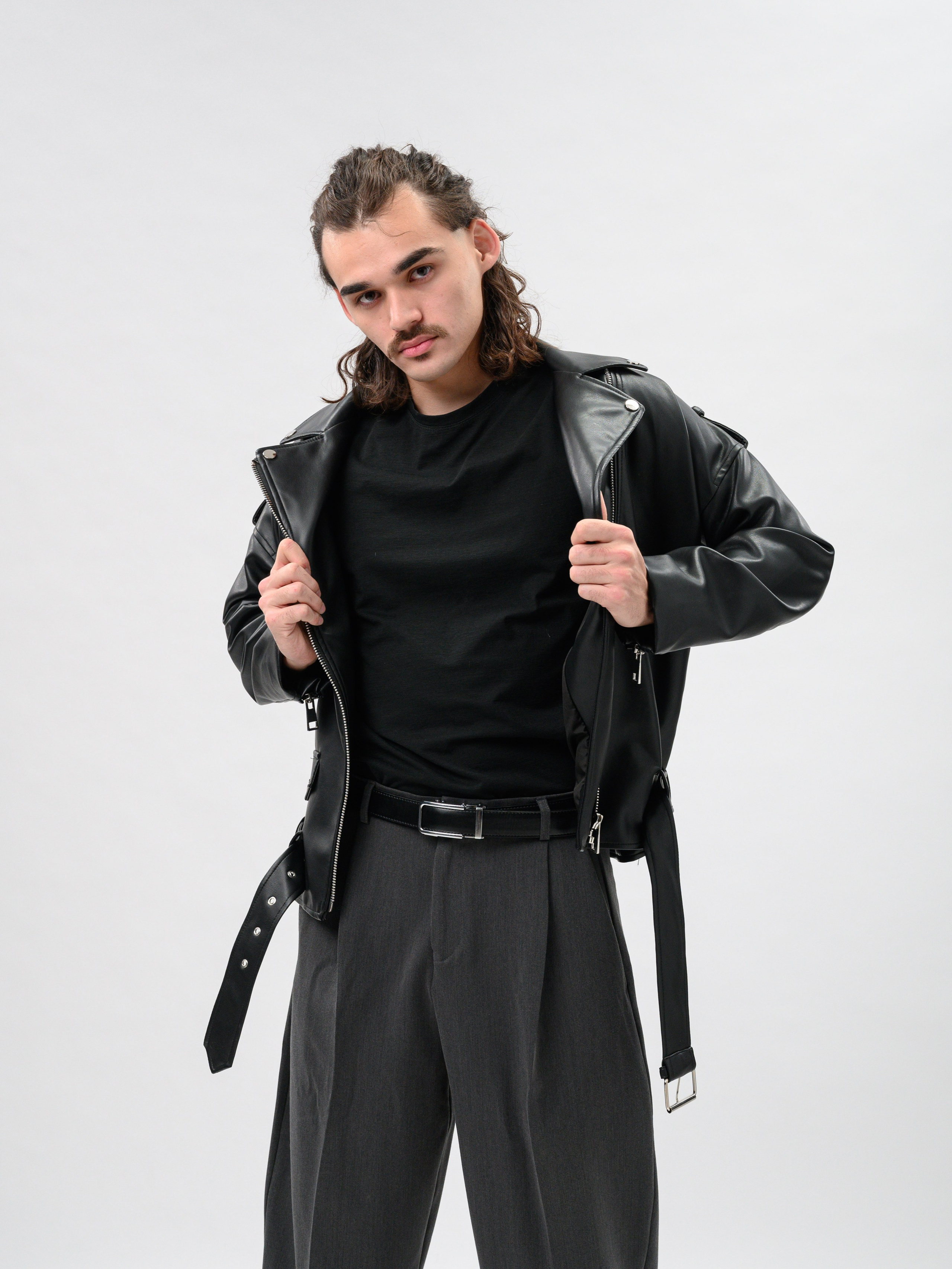 Каталог Мужчины. Студия рекламной и предметной съемки товаров WELKO Studio