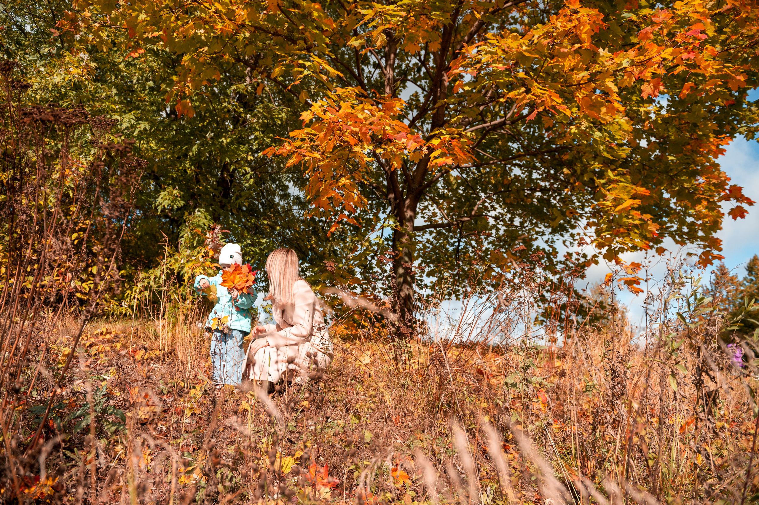 Осенняя фотосессия для Маргариты и Вари. Фотосессии в Москве, женский и семейный фотограф Юлия Михайленко