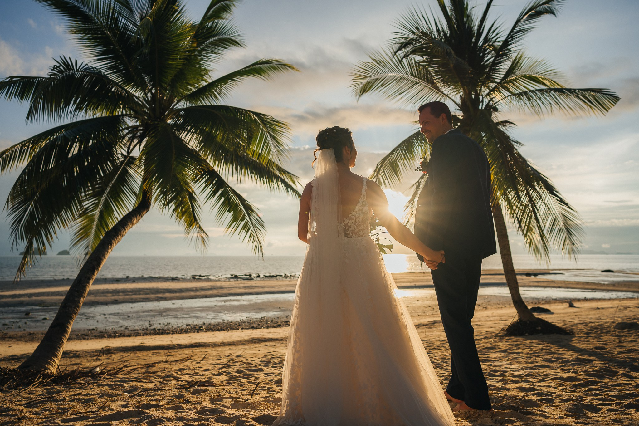Louisa & Sascha 18.04.2025. Mariage à Koh Samui, en Thaïlande. Whatsapp: +66 94 3 650 301
